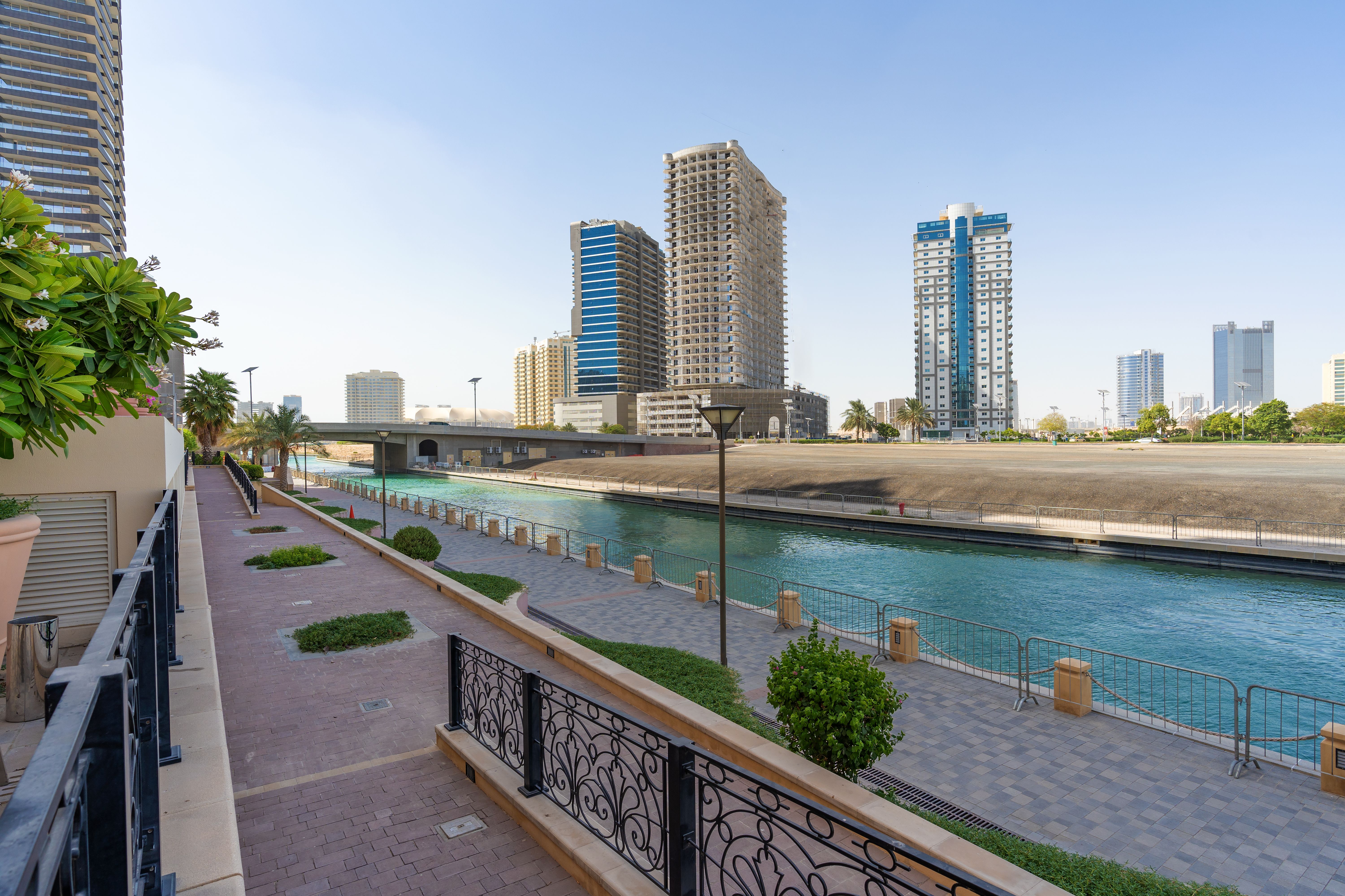 Dubai Sports City - Exclusivelinks