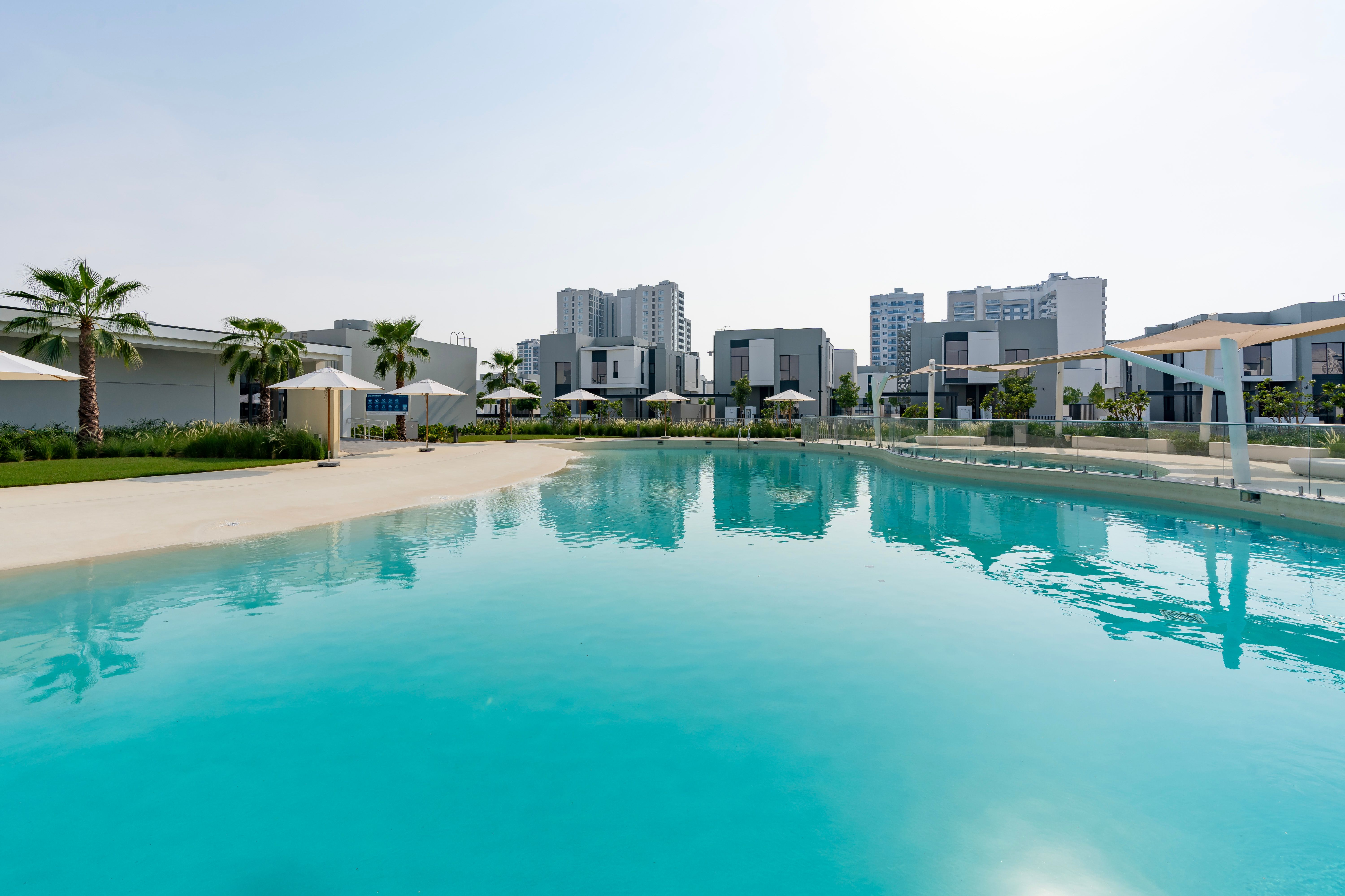 Al Furjan &amp; Discovery Gardens - Exclusivelinks