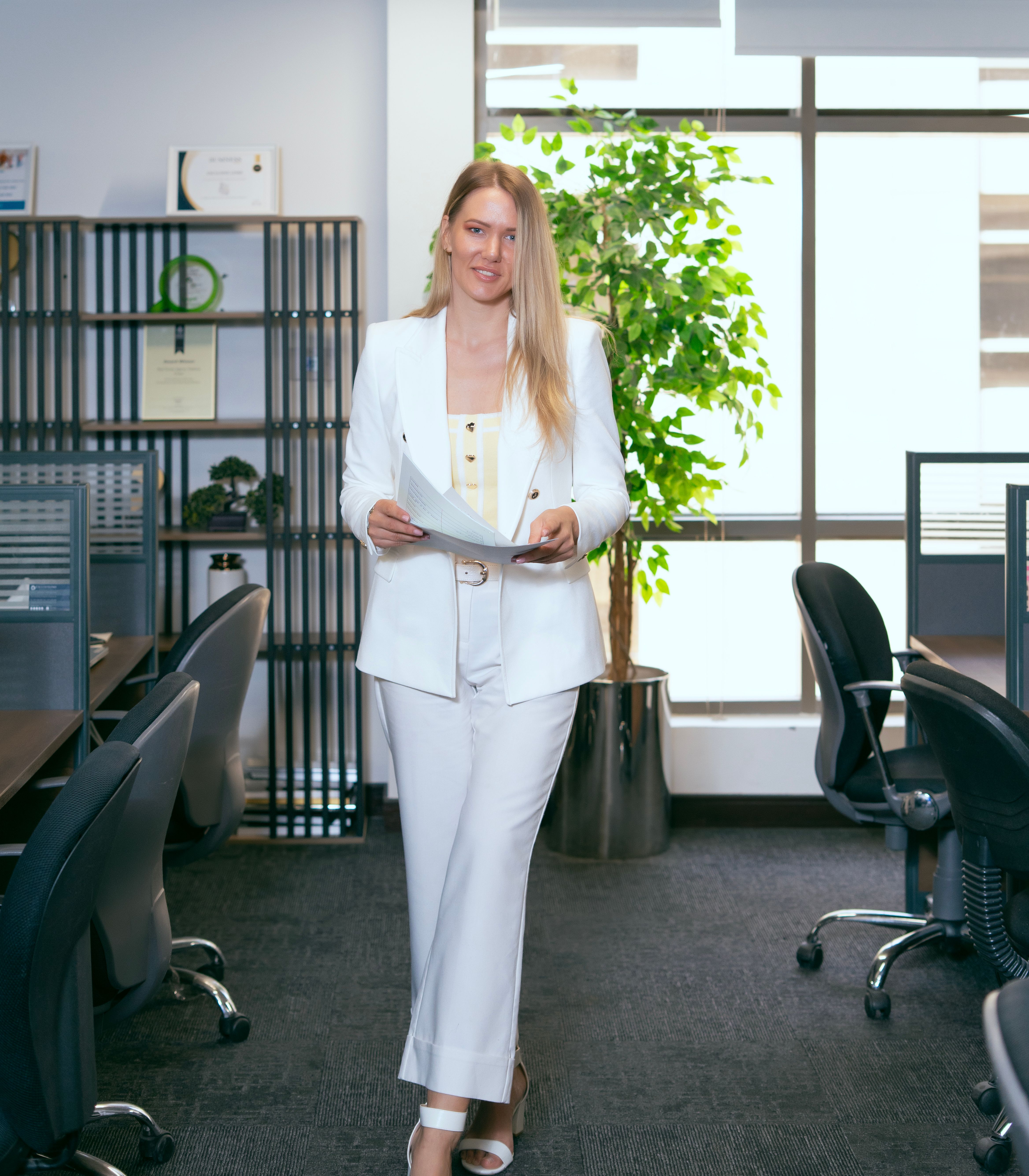 Evelina Pilkauskaite -  Exclusivelinks