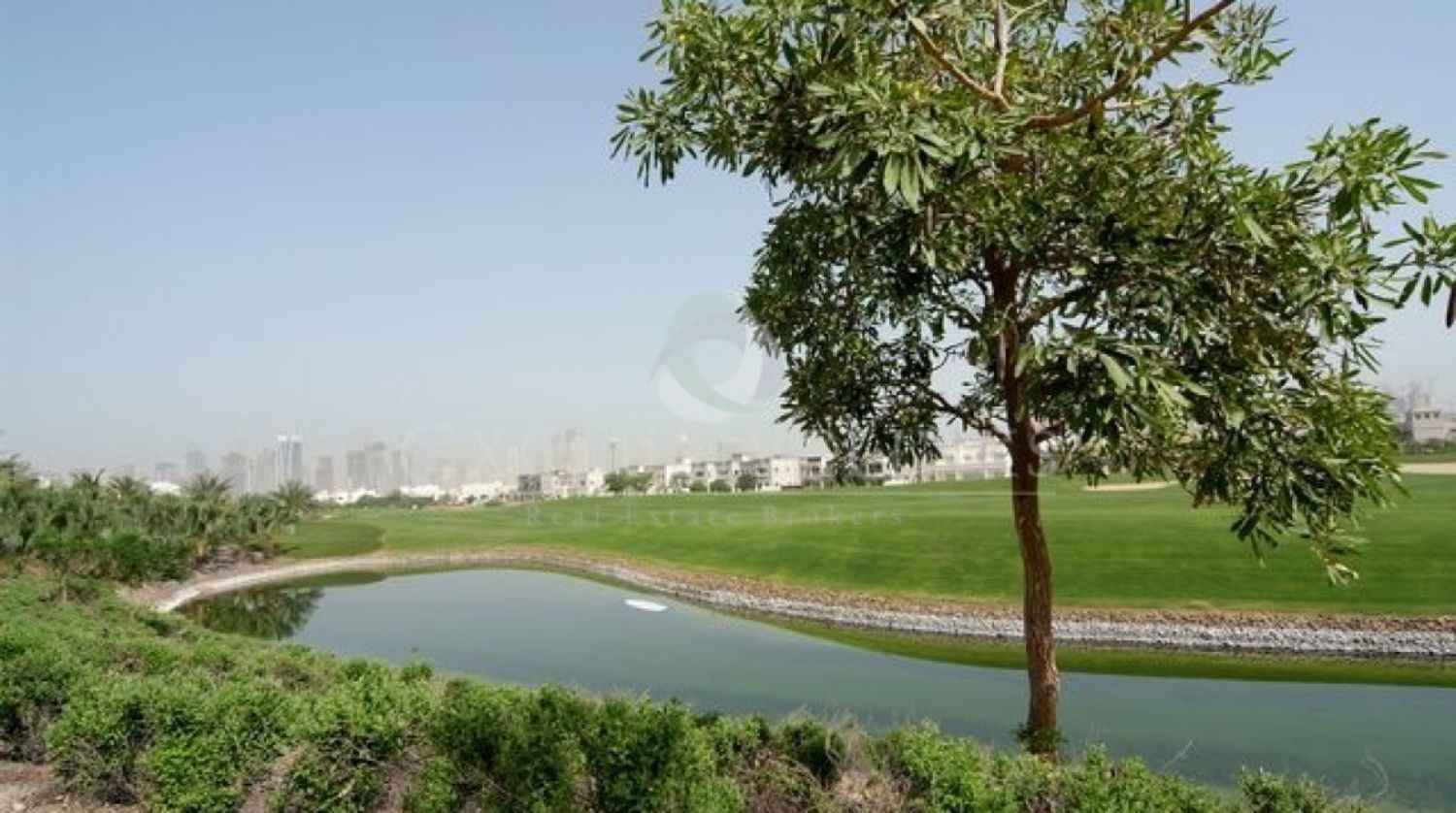 Emirates Hills - Exclusivelinks