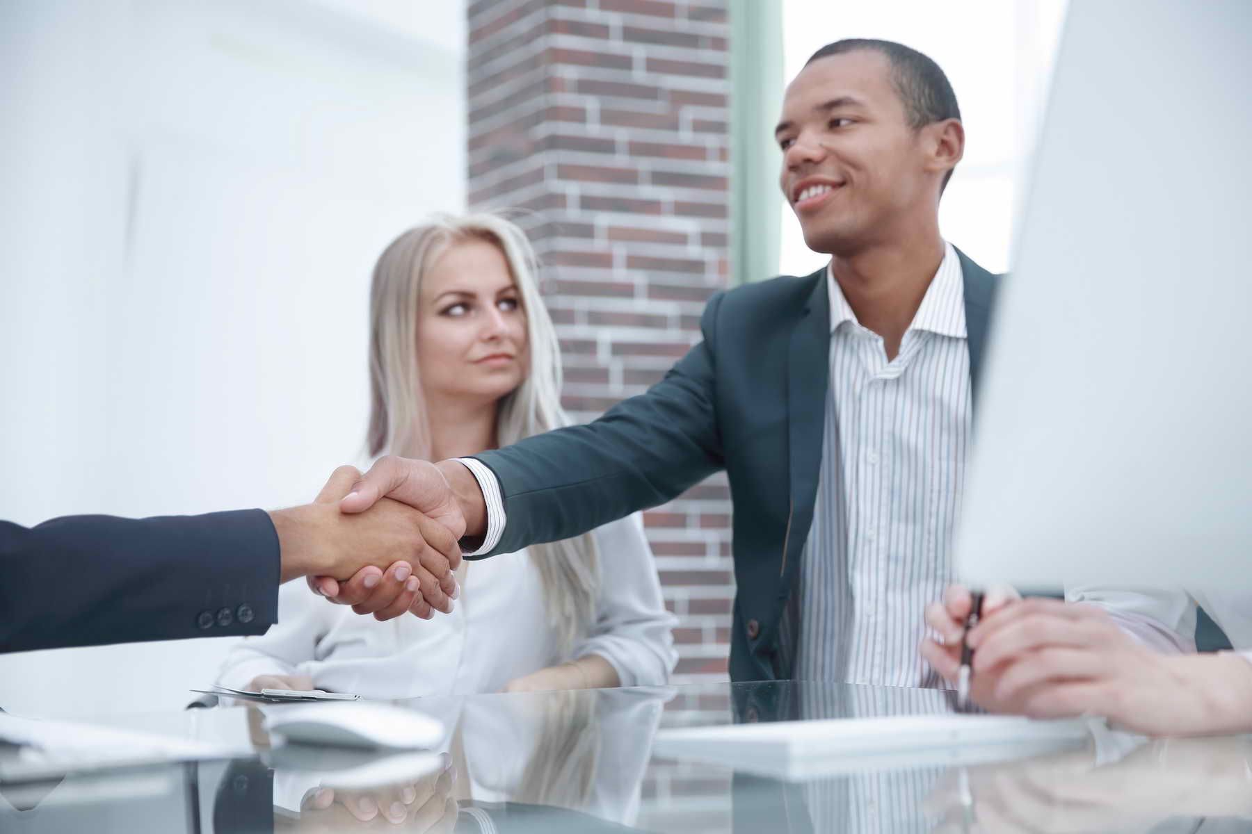 Exclusive Links Real Estate Dubai works with other real estate professionals in the market to ensure that the needs of our buyers and sellers is met - Exclusive Links