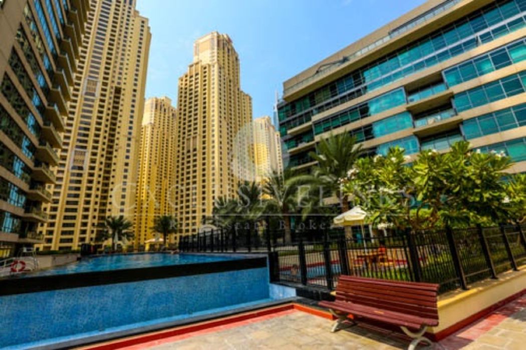 Marina Quays - Exclusive Links