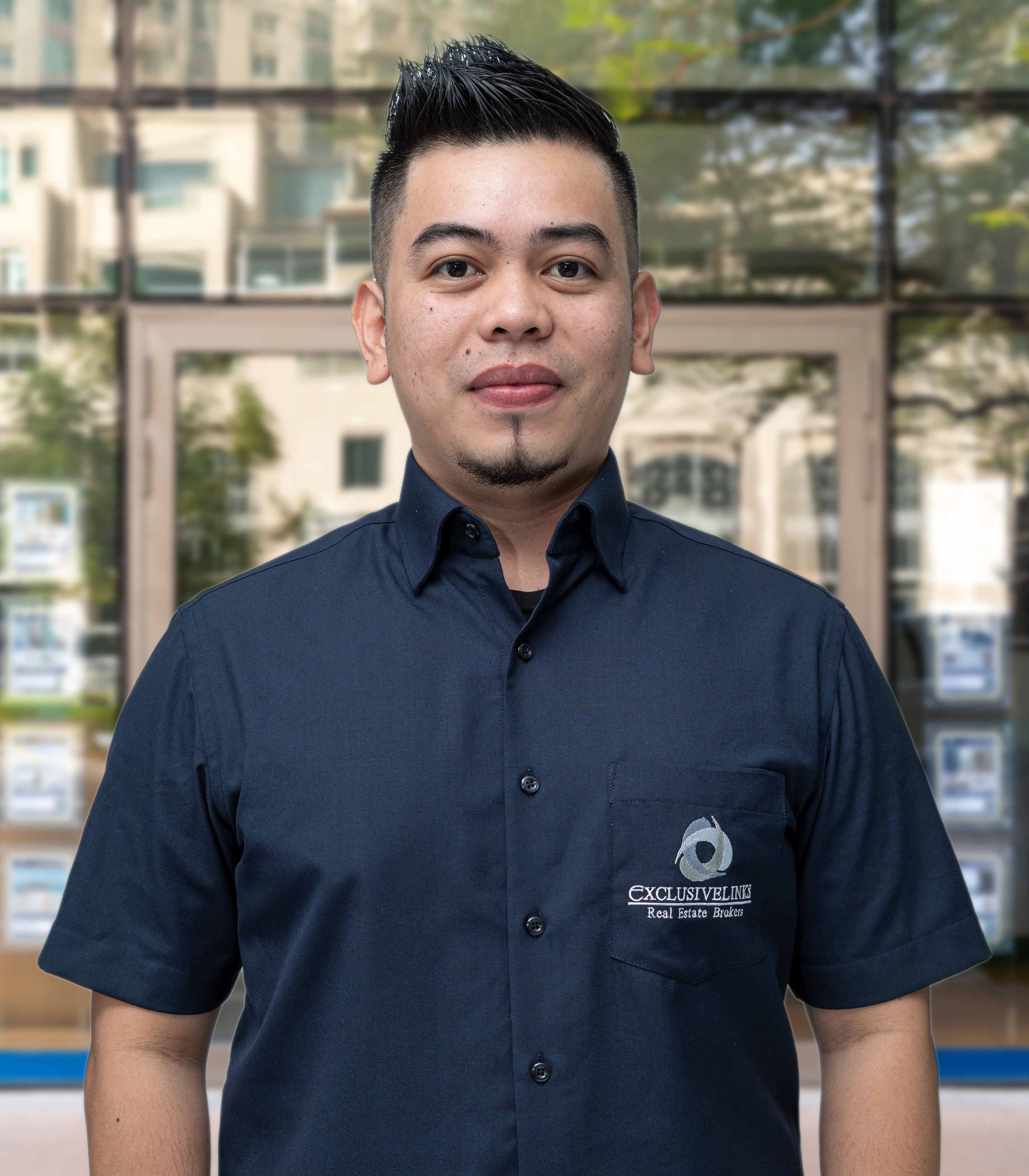 Riezl Barrameda  -  Exclusivelinks