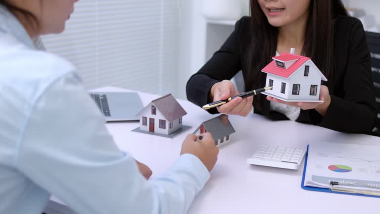 <span id="docs-internal-guid-e49c2077-7fff-a884-c264-7a918346d70a"></span>
Why do women choose to invest in real estate with their friends?
- Exclusive Links