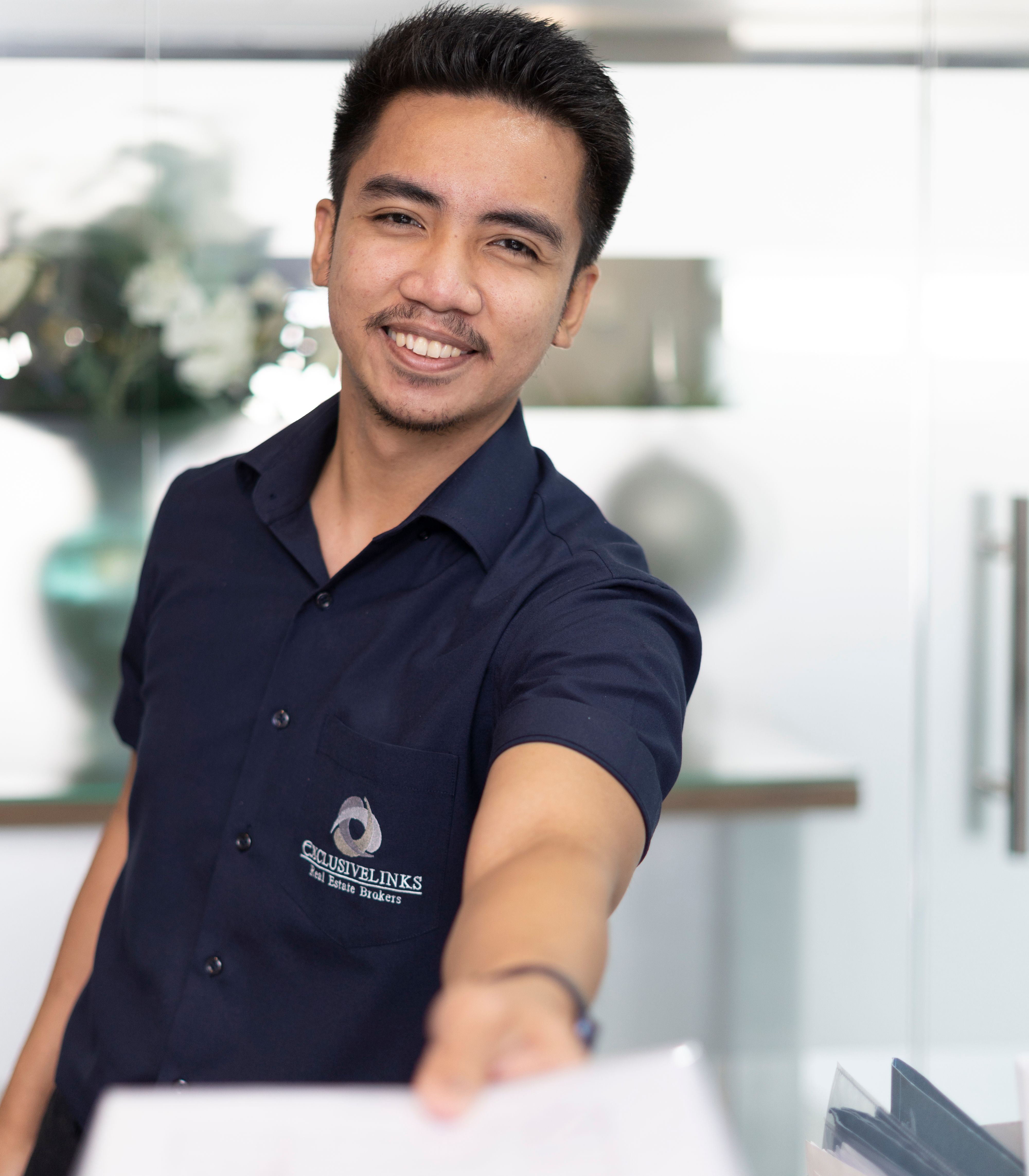 Patrick Estrella - Exclusivelinks