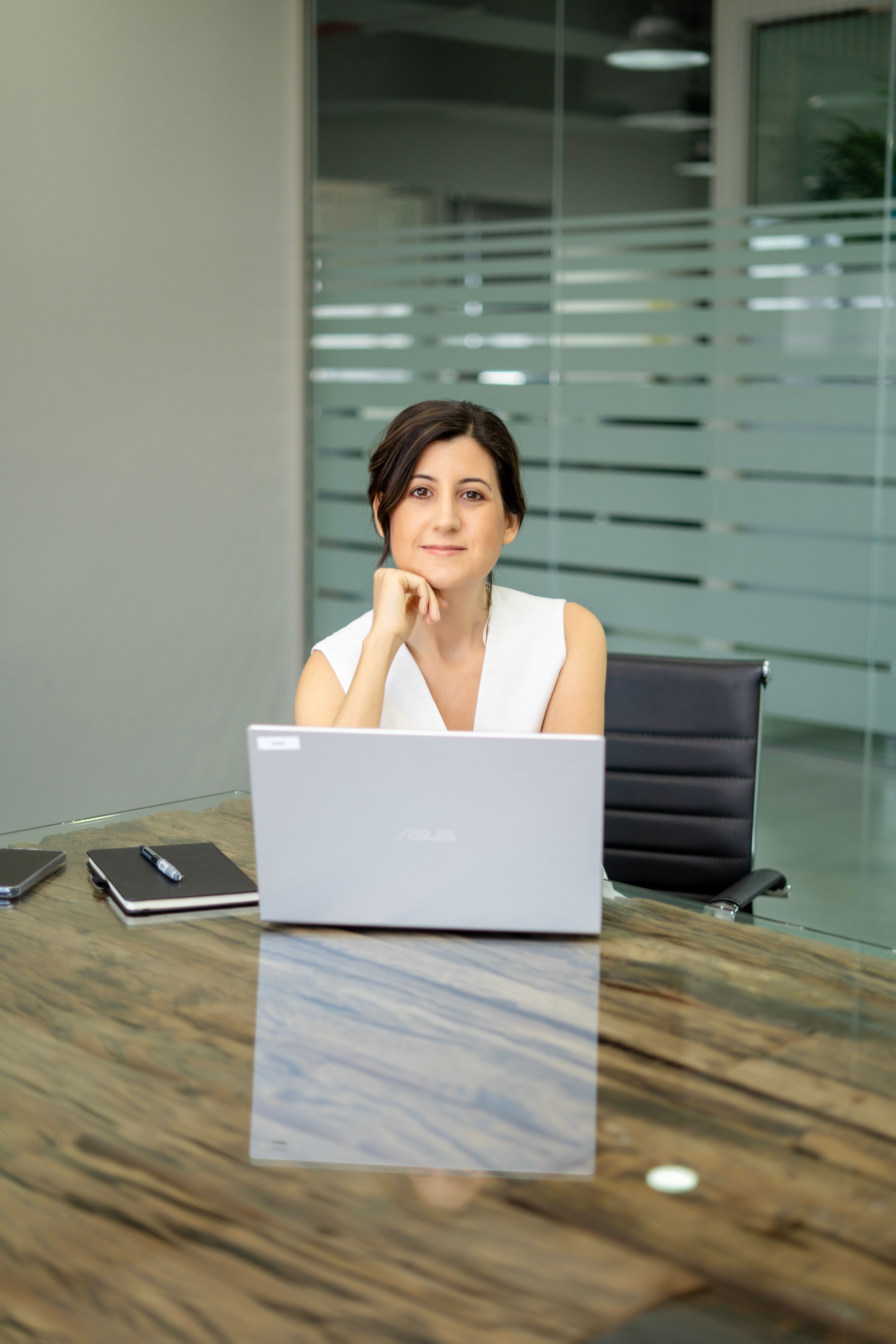 Cihan Aydemir -  Exclusivelinks