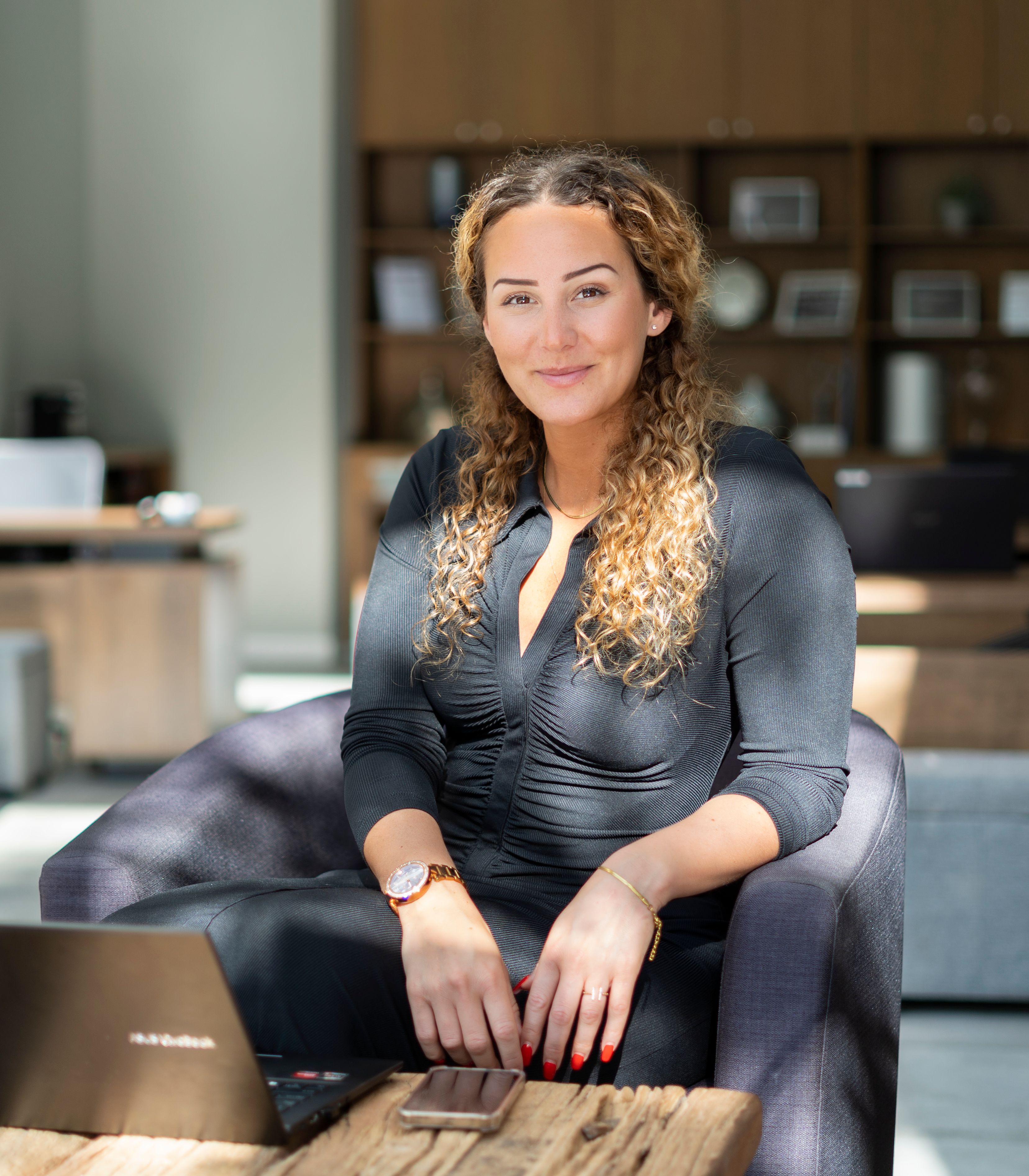 Mirjam Rakem  -  Exclusivelinks