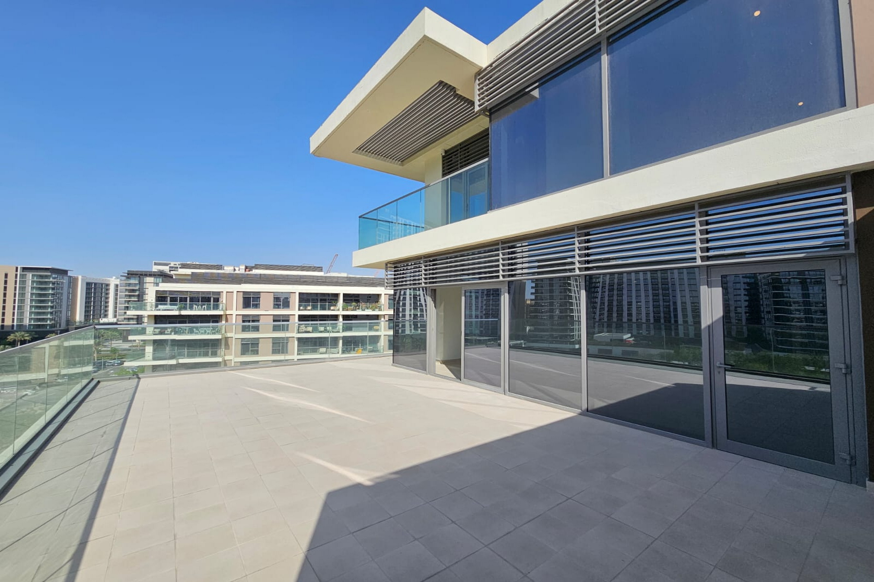 3 Bedroom Duplex | Vacant Now | Prime Location - Exclusive Links