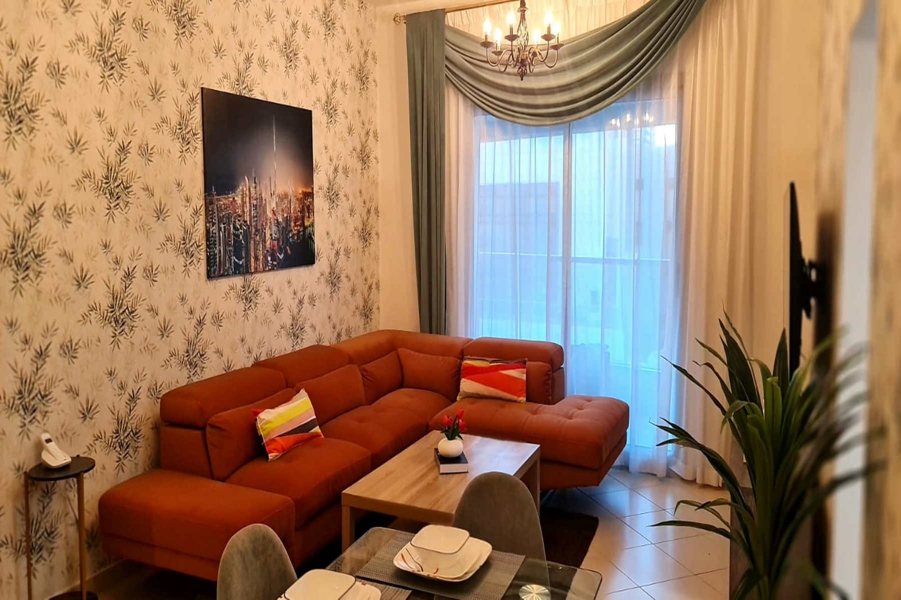 Furnished | 2 Bedroom | Upgraded Appliances - Exclusive Links