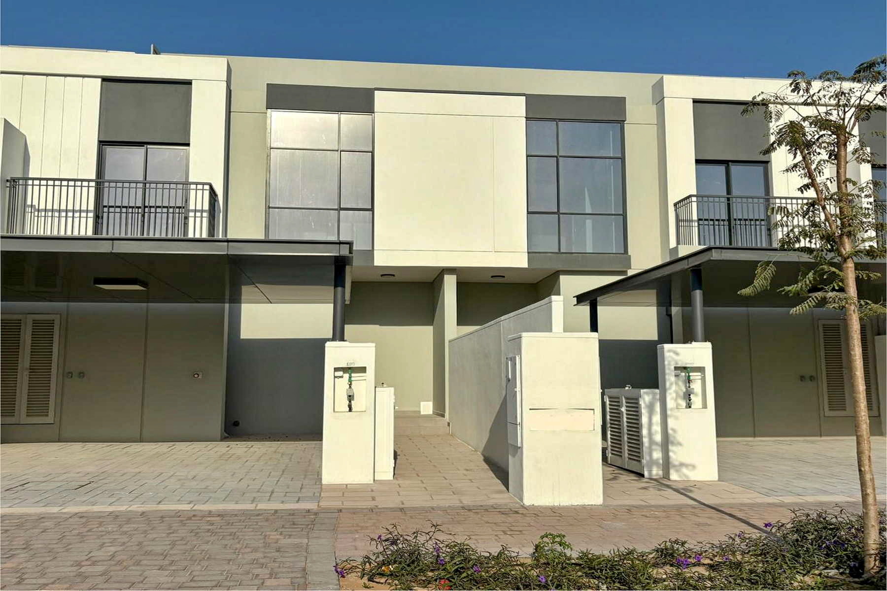 3bed TH Type B | Close to Entrance | Ready NOW - Exclusive Links
