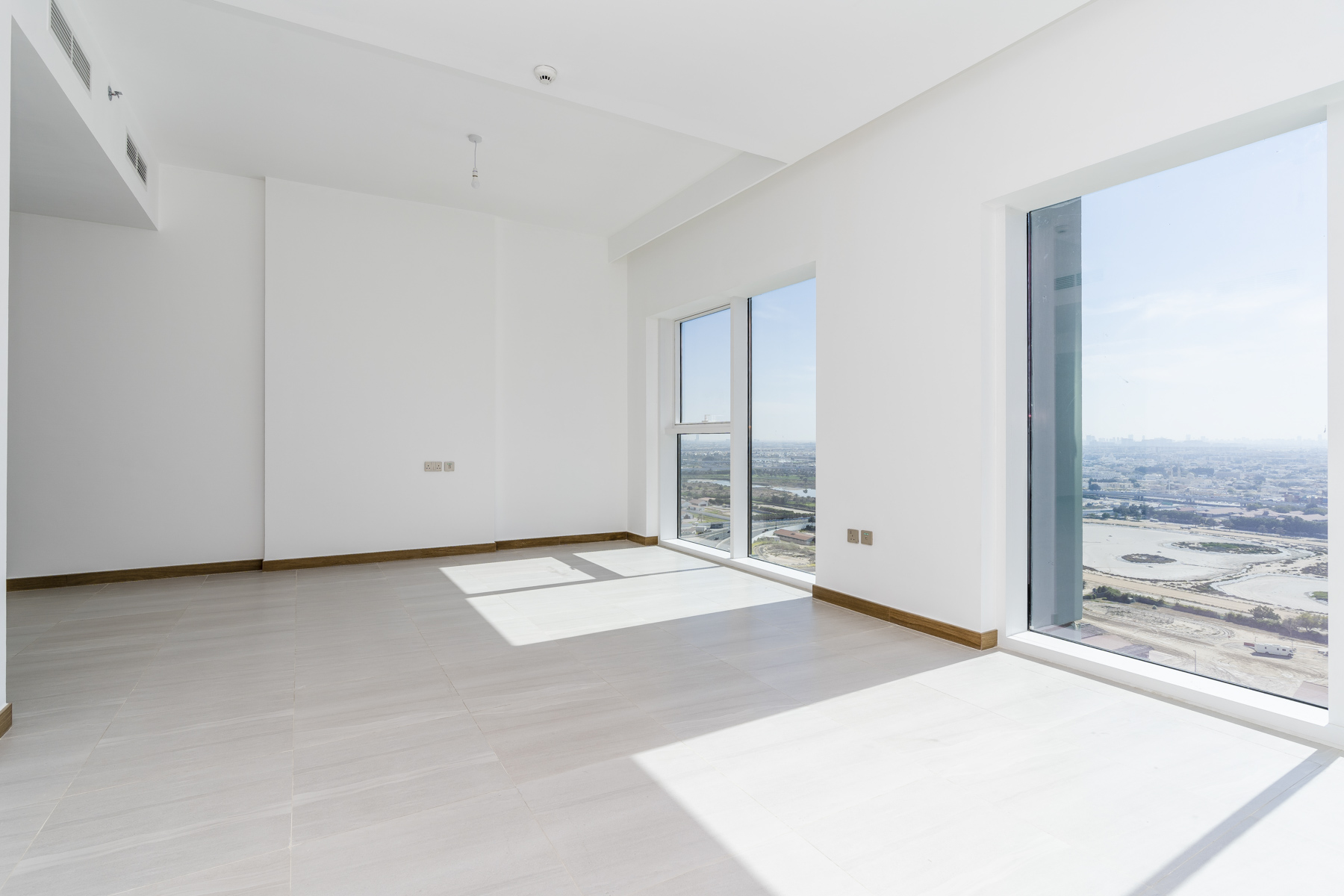 Exclusive I High Floor | Vacant | Motivated - Exclusive Links