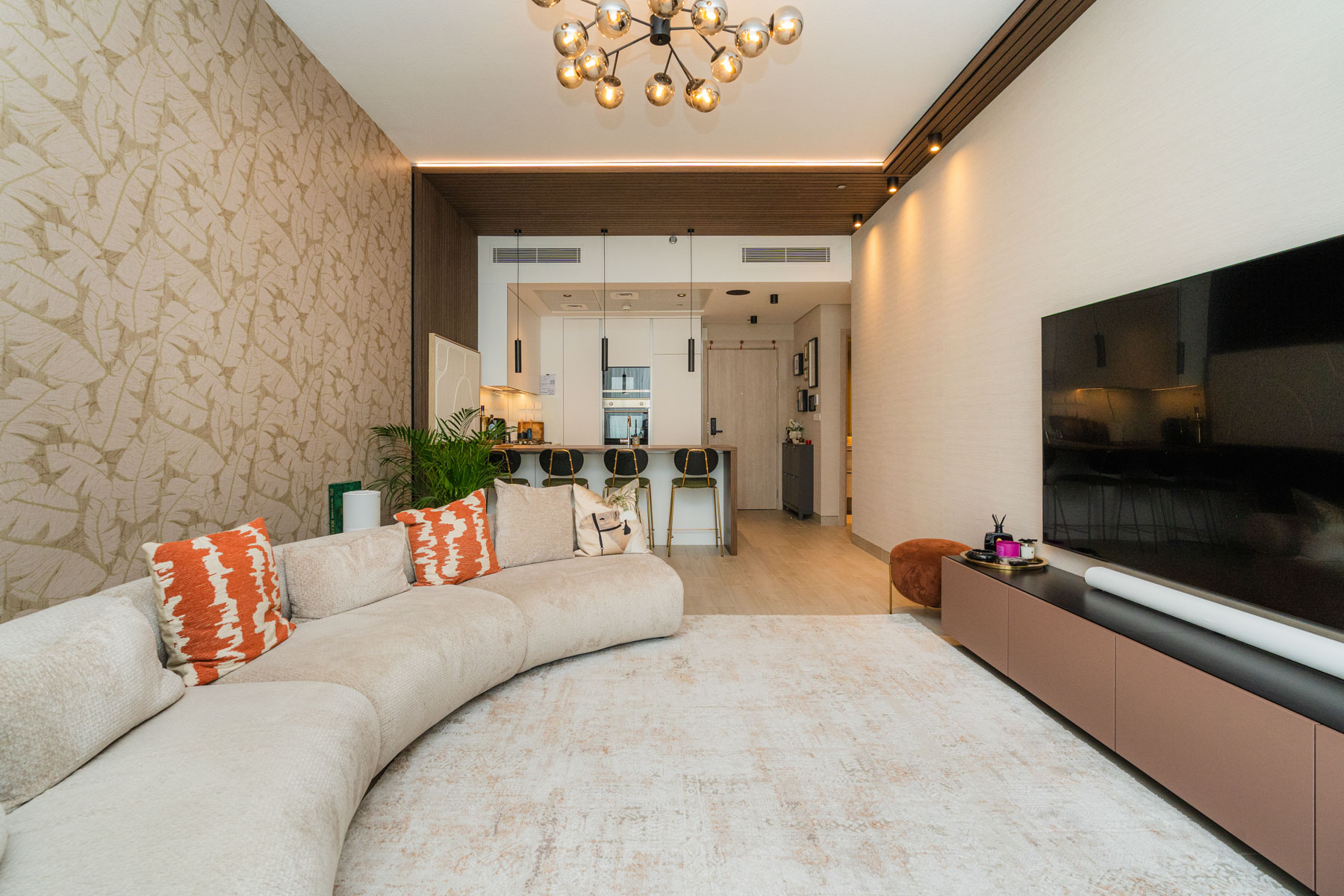 Luma 22  | JVC | Spacious Layout | 2BD Upgraded - Exclusive Links