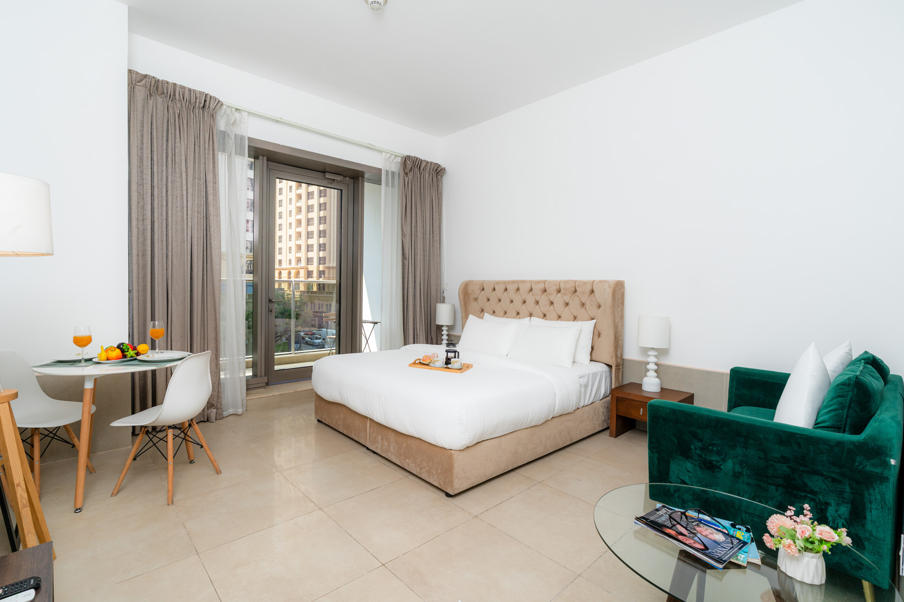 Cozy | Accessible to Tram | Convenient - Exclusive Links