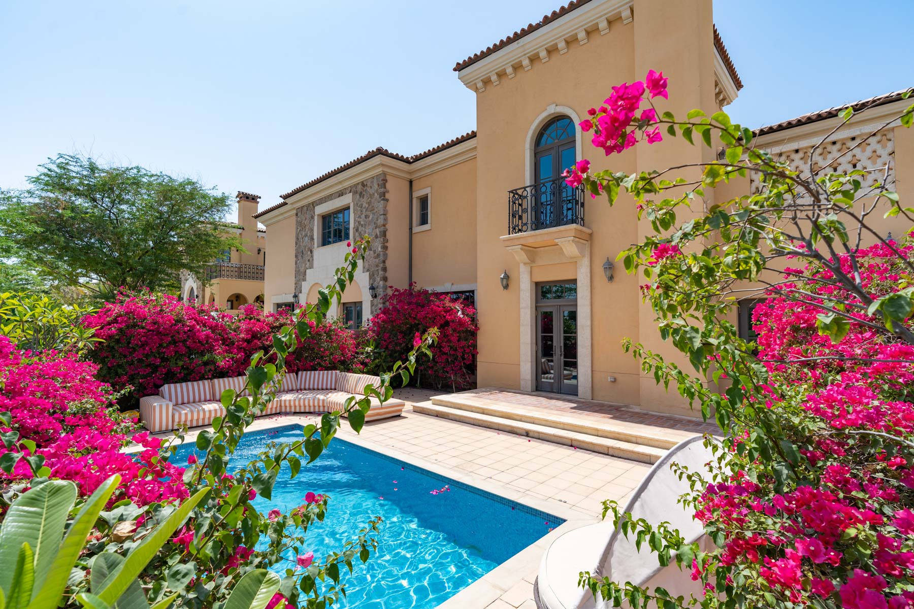 Doral | Rectangle Pool | Golf View | Exclusive - Exclusive Links