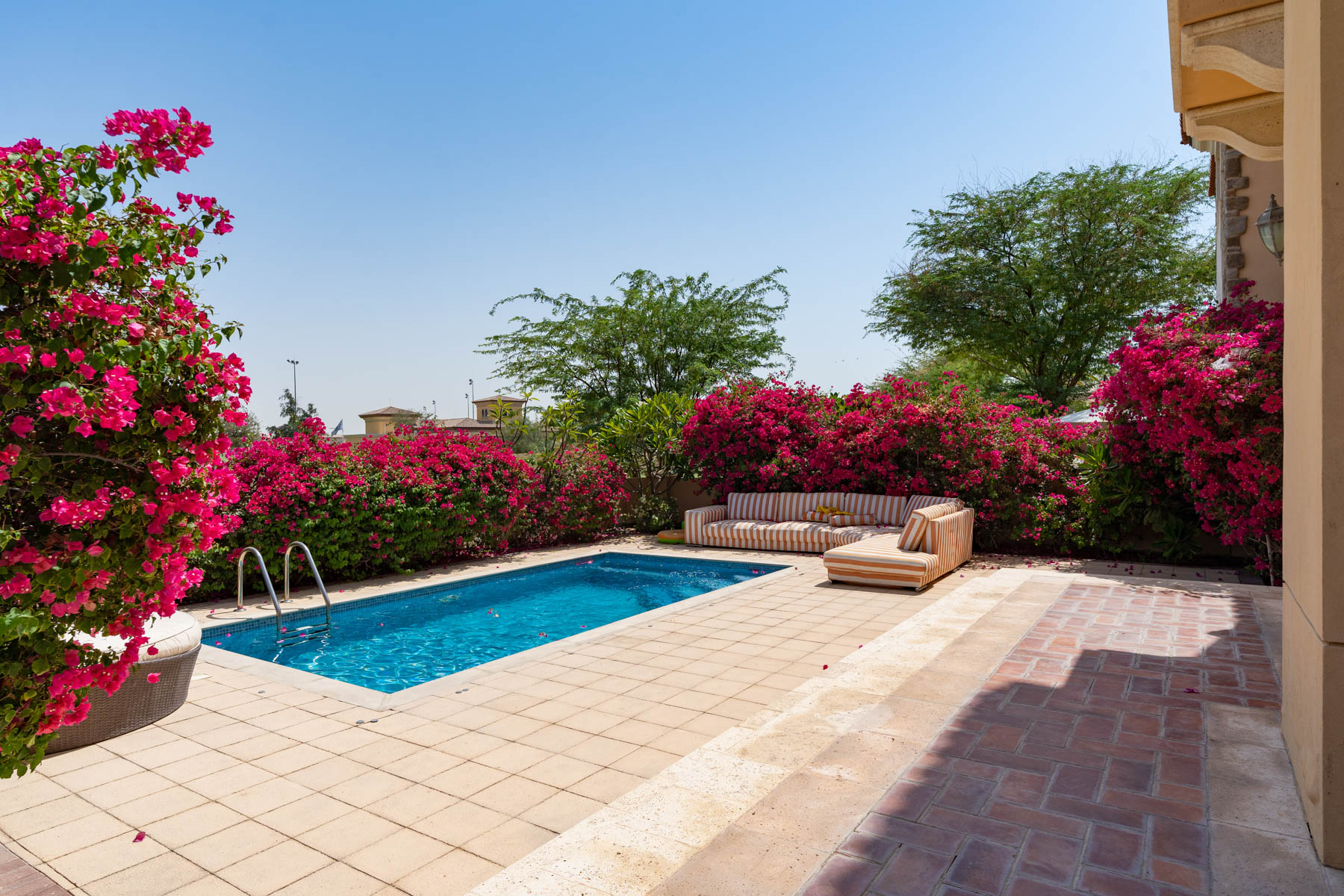 Doral | Rectangle Pool | Golf View | Exclusive - Exclusive Links