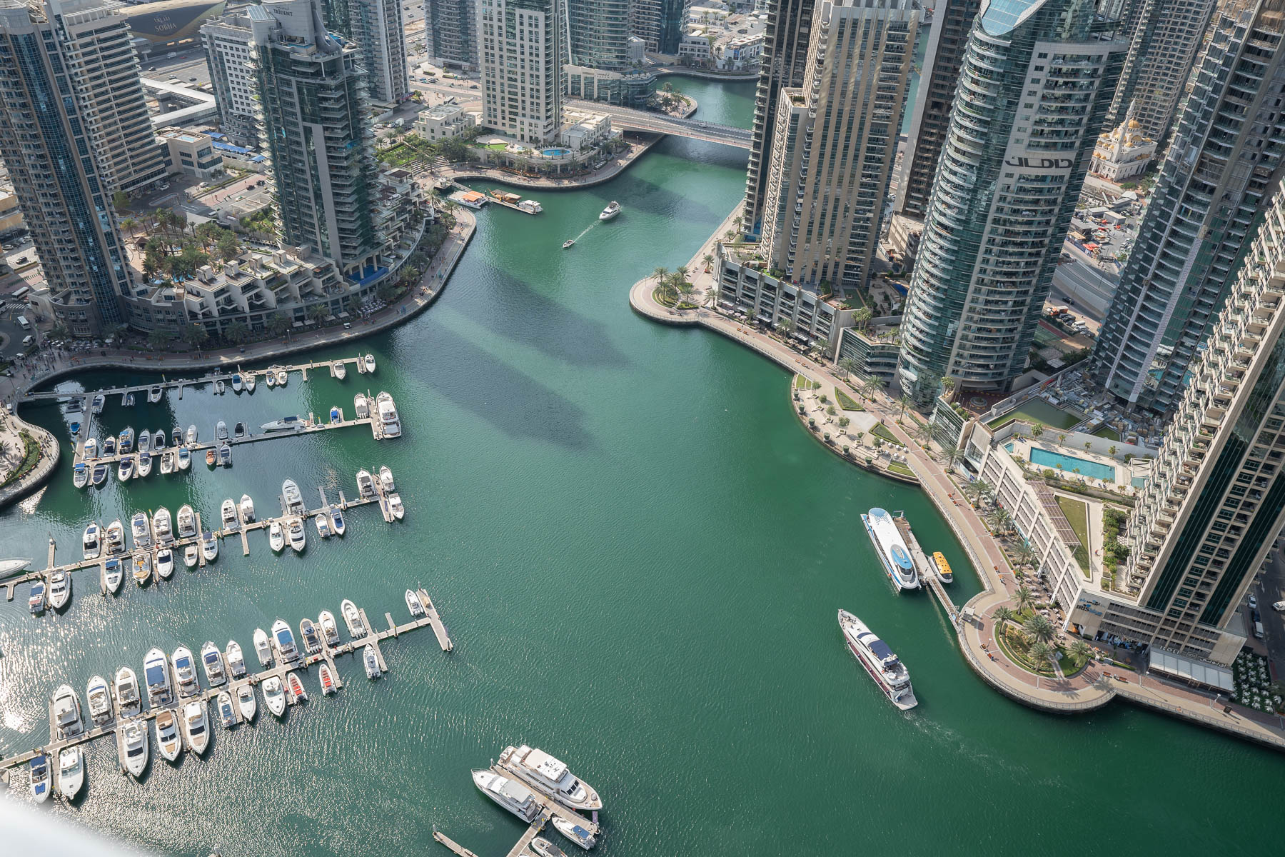 Breathtaking Views | Vacant | Great Facilities - Exclusive Links
