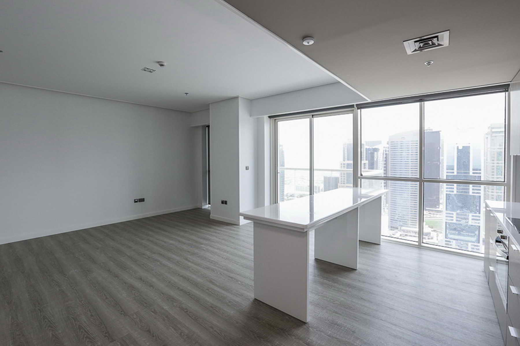 Managed | Spacious Layout | Vacant 1st Dec - Exclusive Links