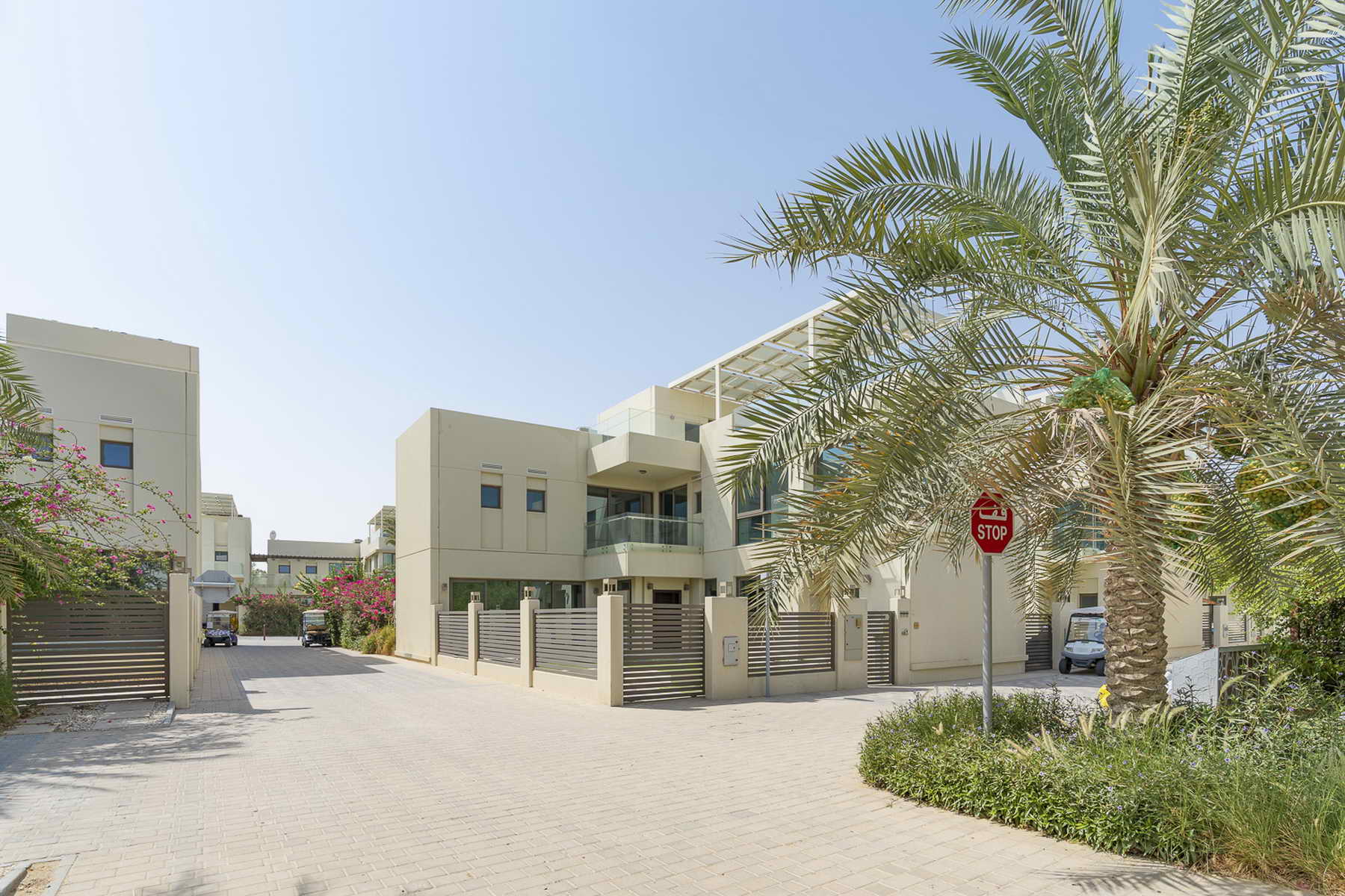 Lovely 3 BR | Eco Friendly | Sustainable City - Exclusive Links