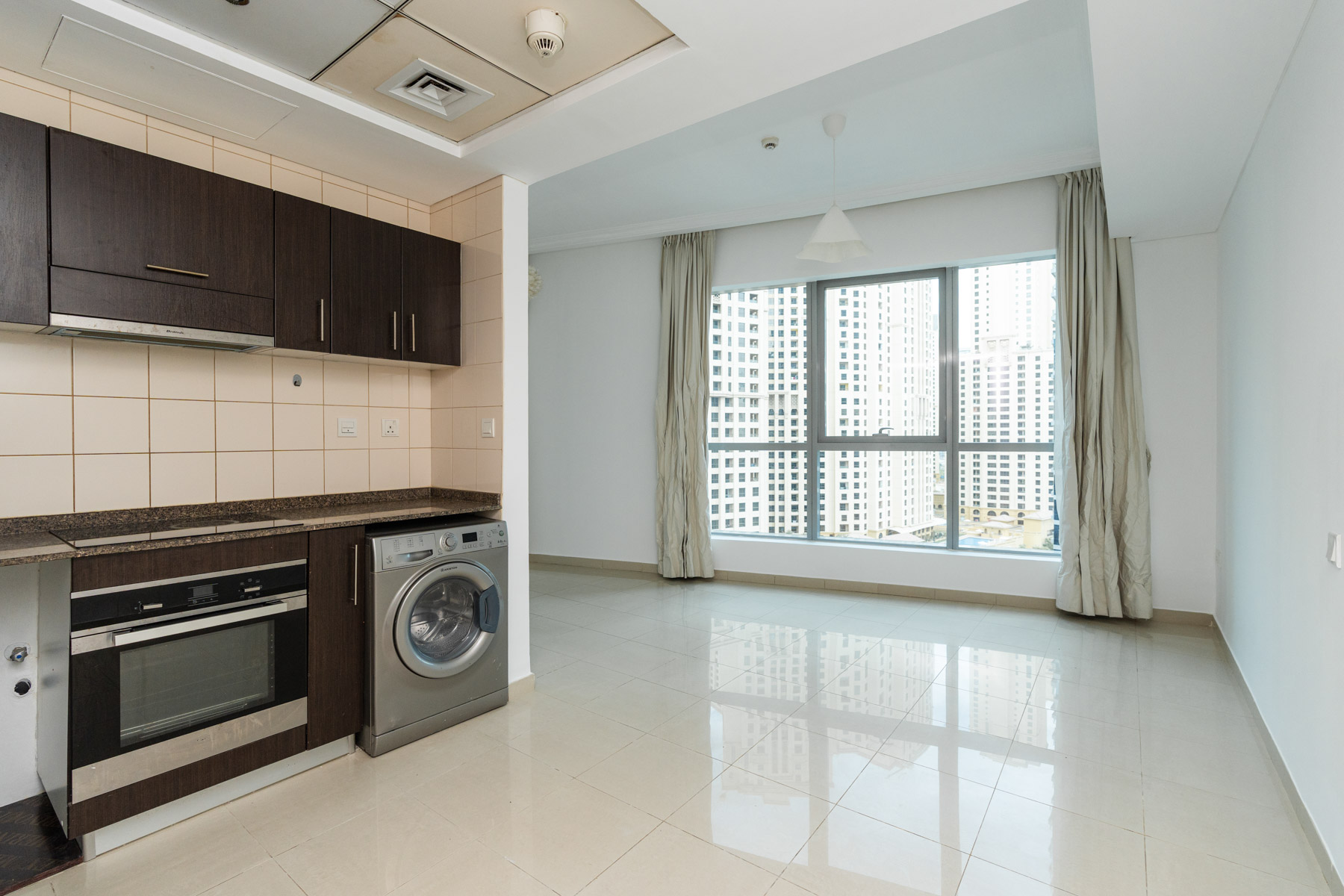 Prime Location | Mid Floor | Near Tram - Exclusive Links