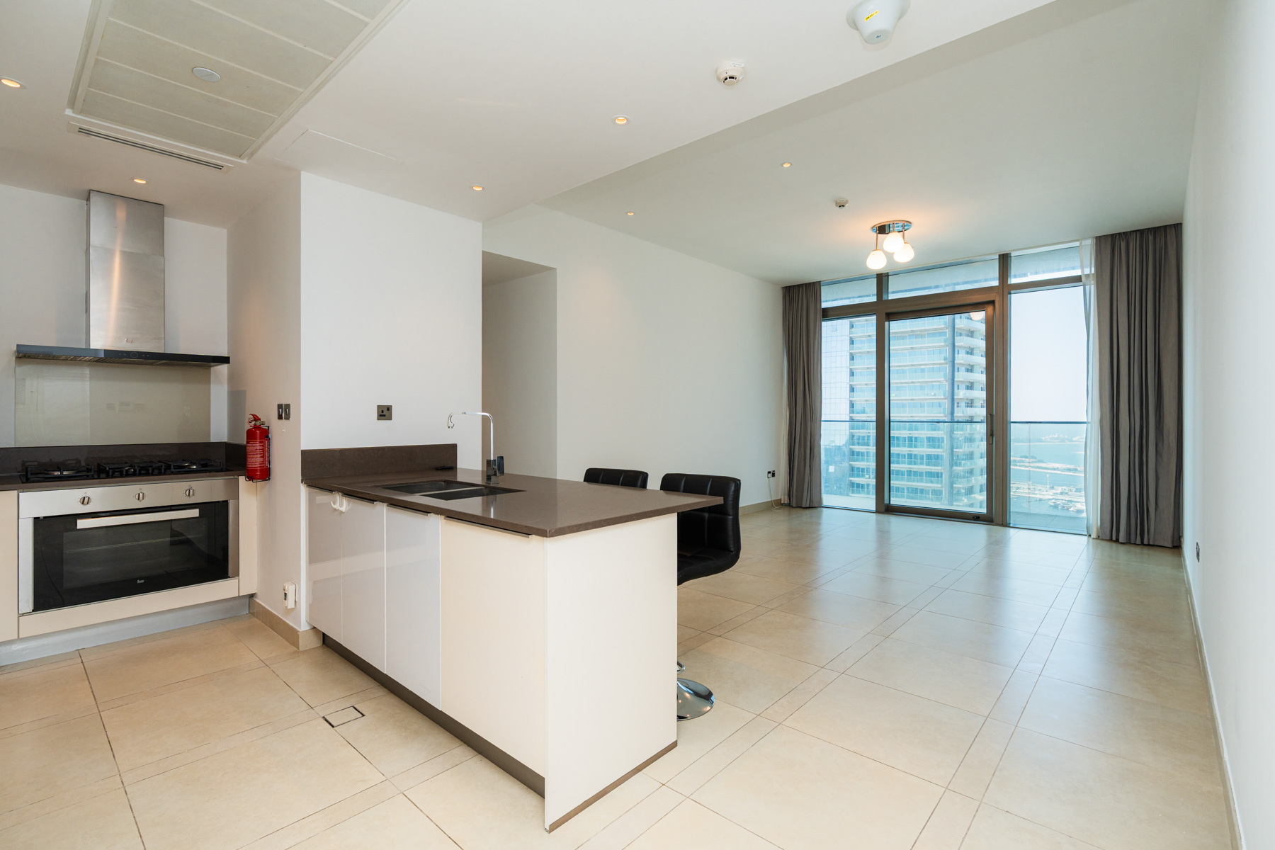 Vacant | Sought After Tower | Amazing facilities - Exclusive Links