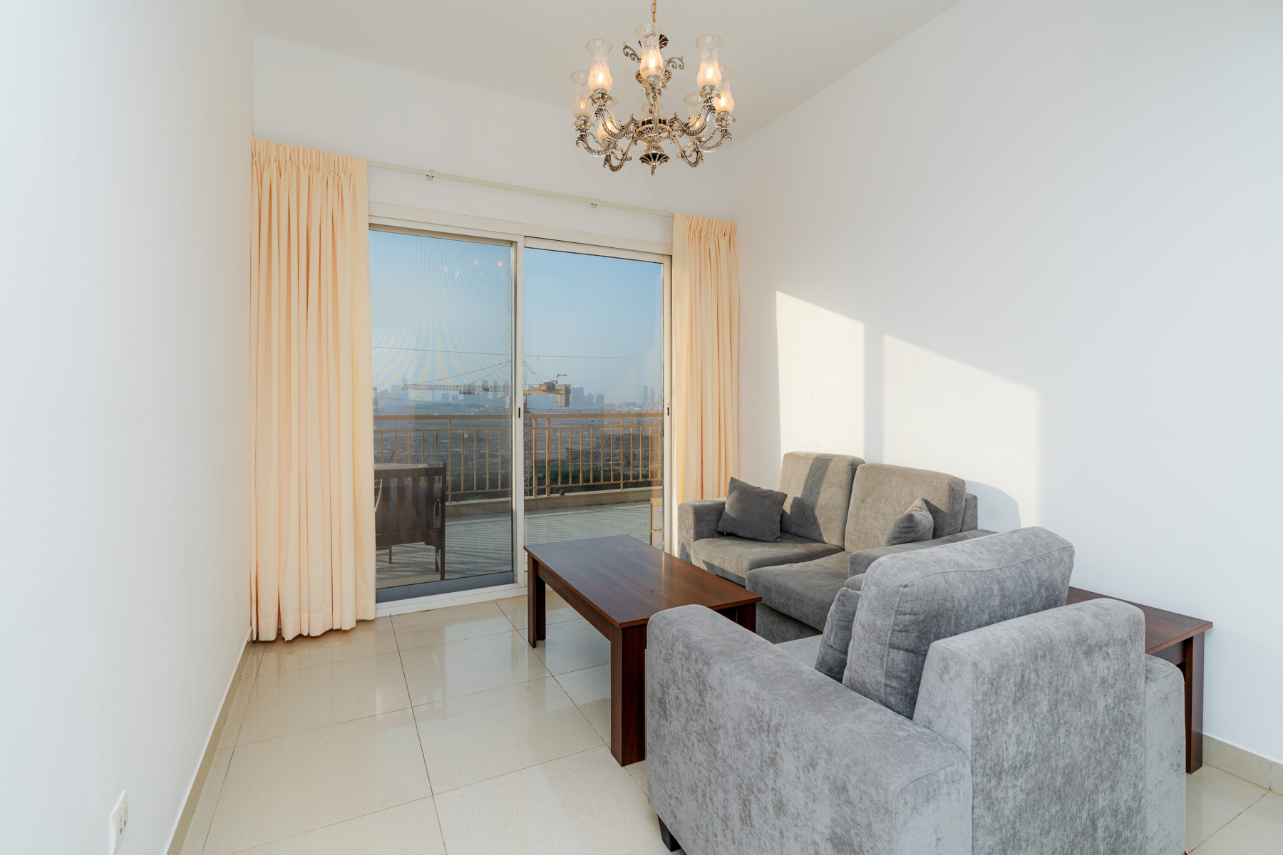 High Floor | Separate Large Study / Extra BR - Exclusive Links