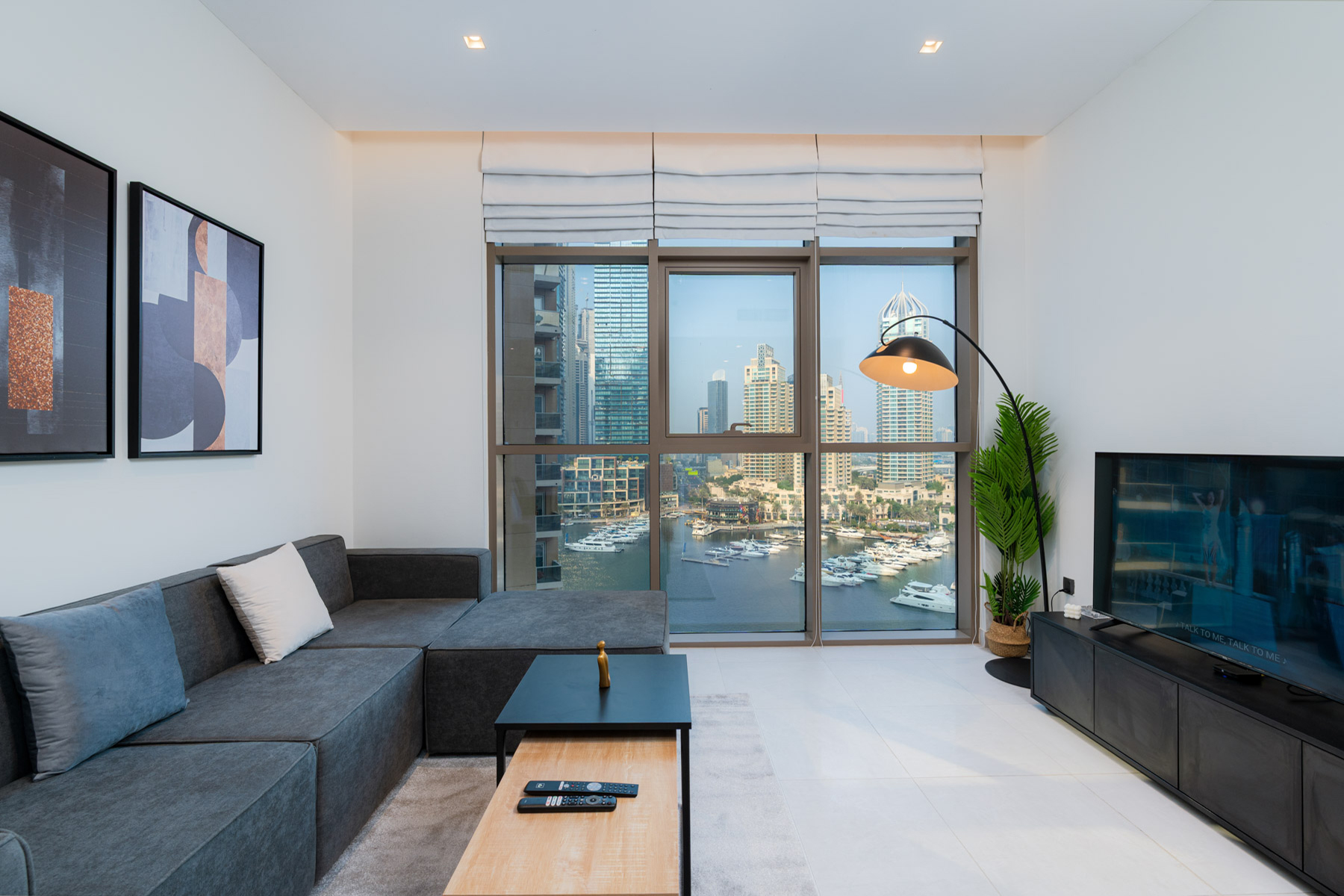 Stylish | Contemporary | Waterfront - Exclusive Links