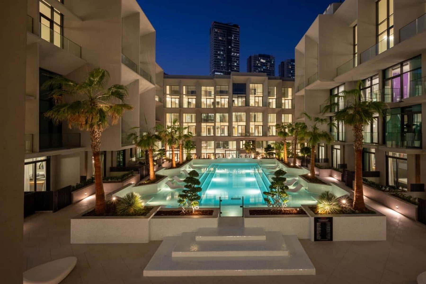 Contemporary | Premium Amenities | High Floor - Exclusive Links