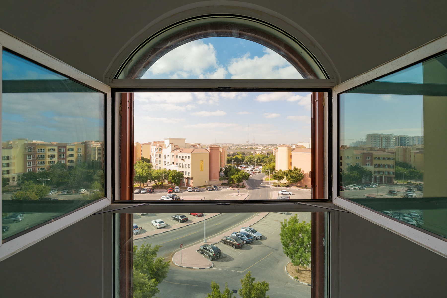 Tenanted | Well Kept | Spacious Layout - Exclusive Links