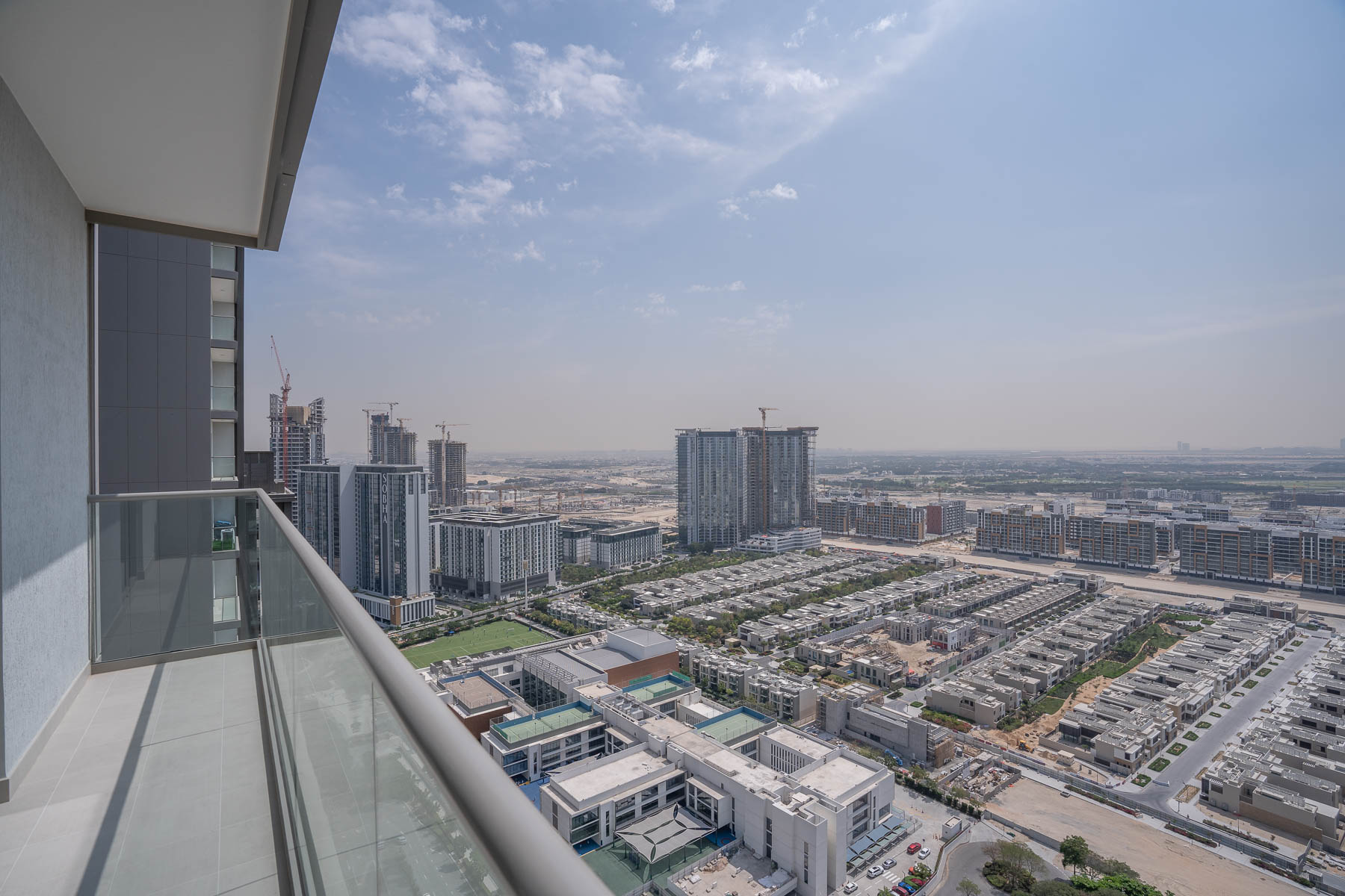 Tenanted | High Floor | Spacious layout - Exclusive Links