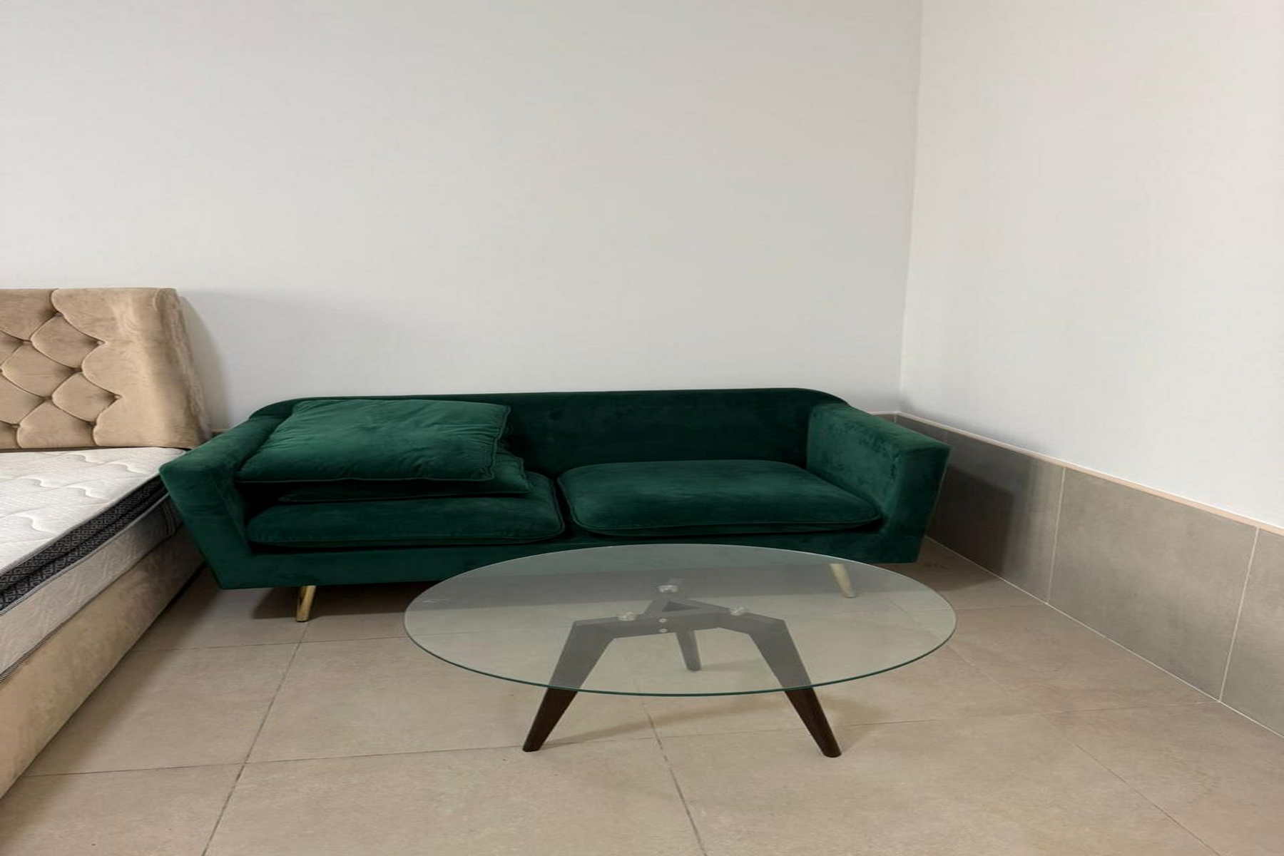 Furnished | Rented | Prime Location - Exclusive Links