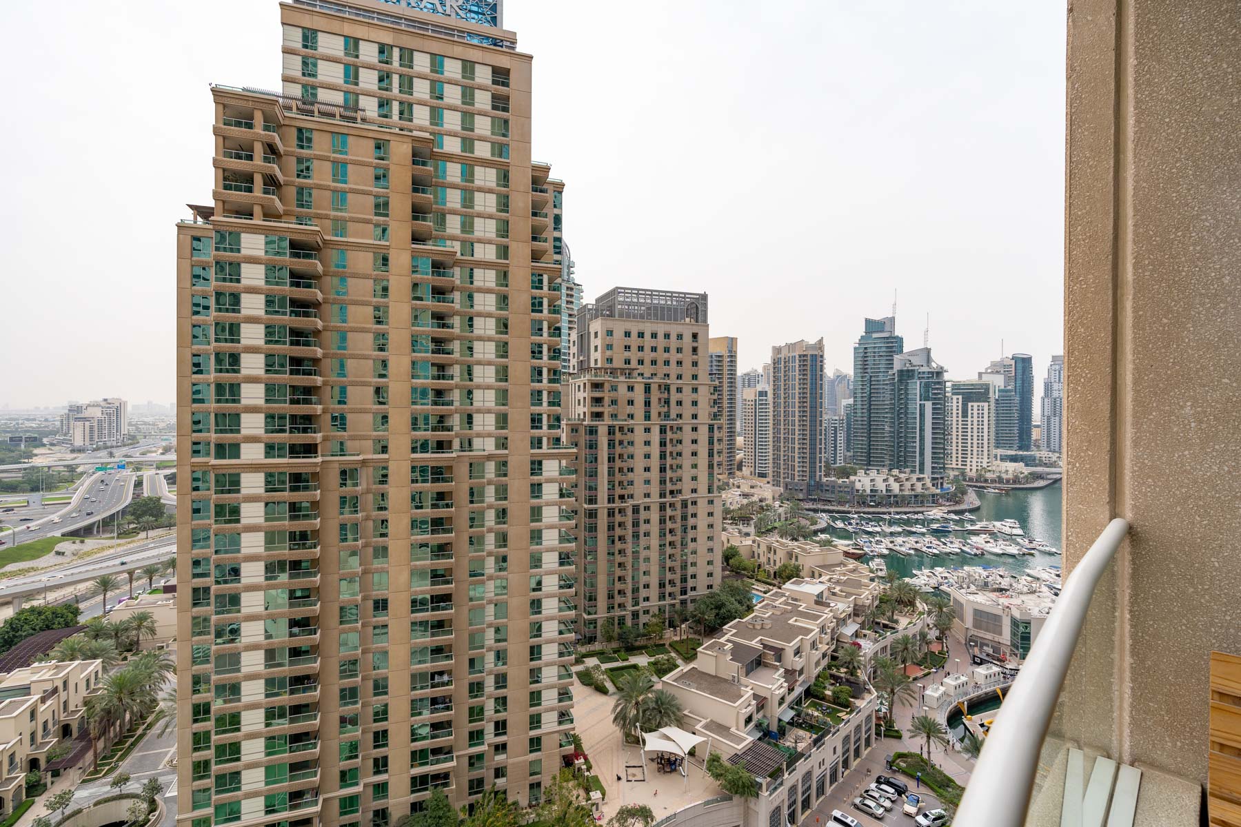 Fully Upgraded Spacious 2 Bedroom with Golf View - Exclusive Links