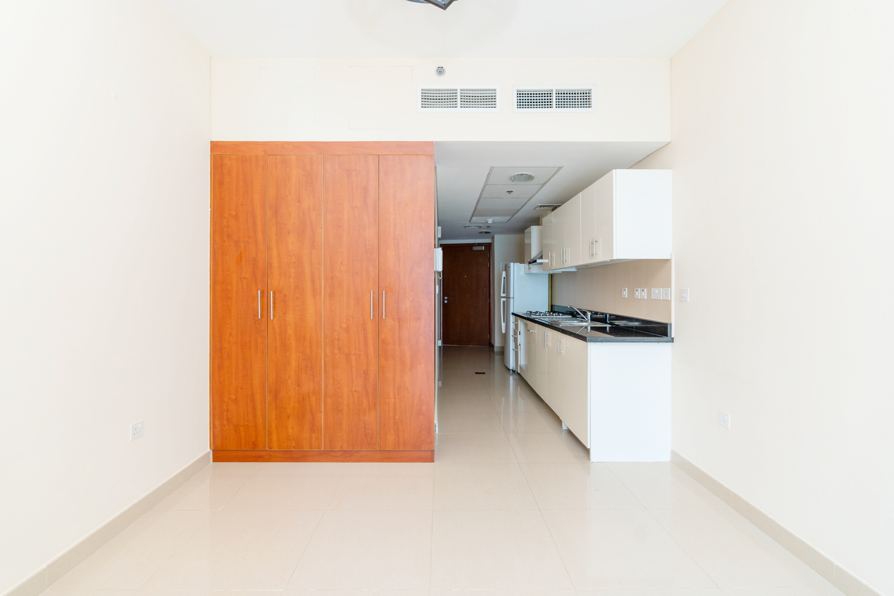 Prime Location| Accessible| Modern - Exclusive Links