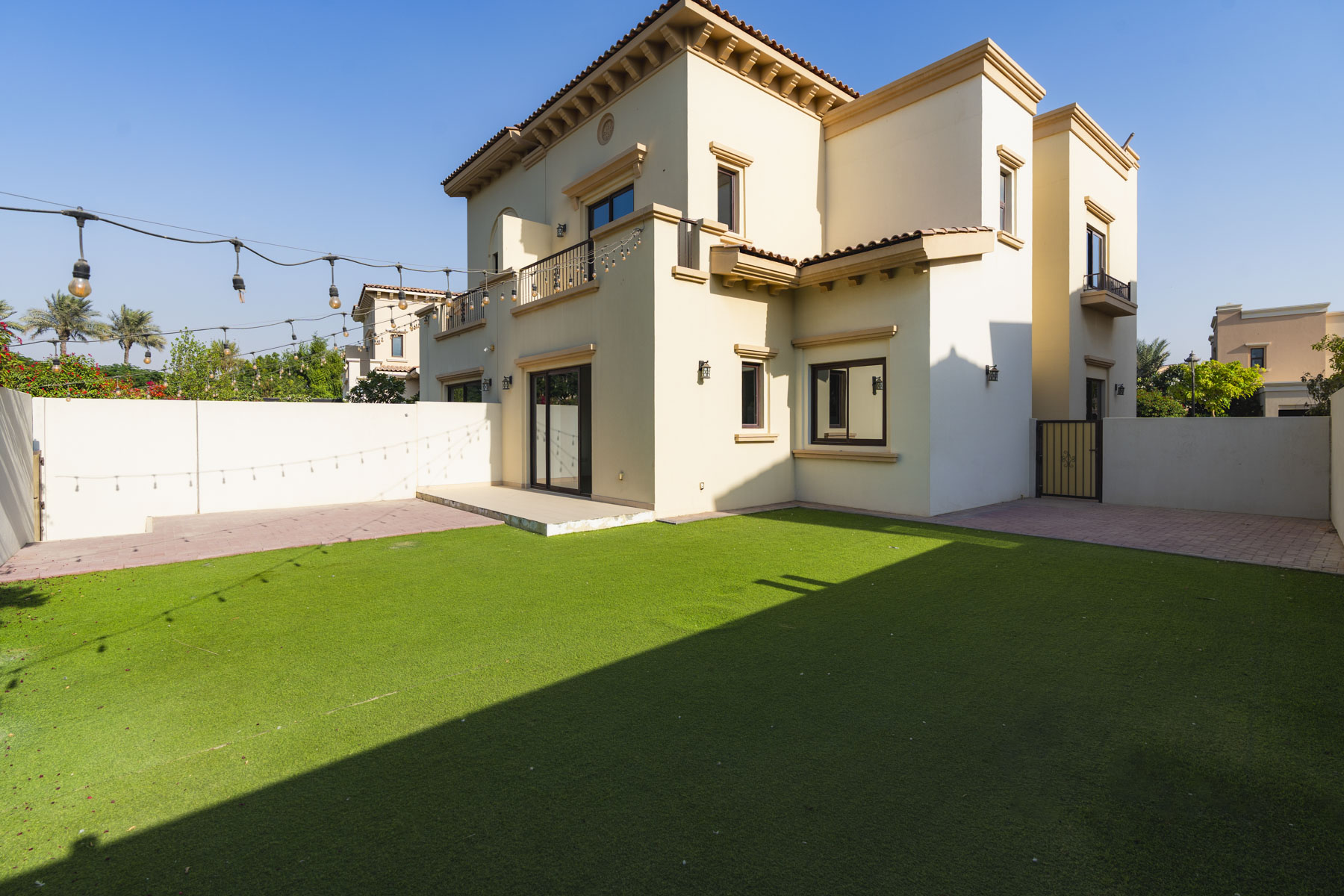 Vacant and Single Row I Type 2E | 4 BR Villa - Exclusive Links