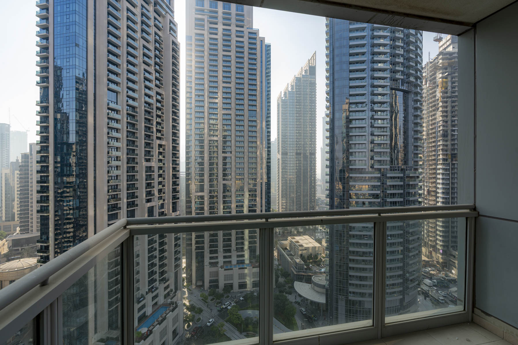 Vacant | High Floor | Unfurnished - Exclusive Links