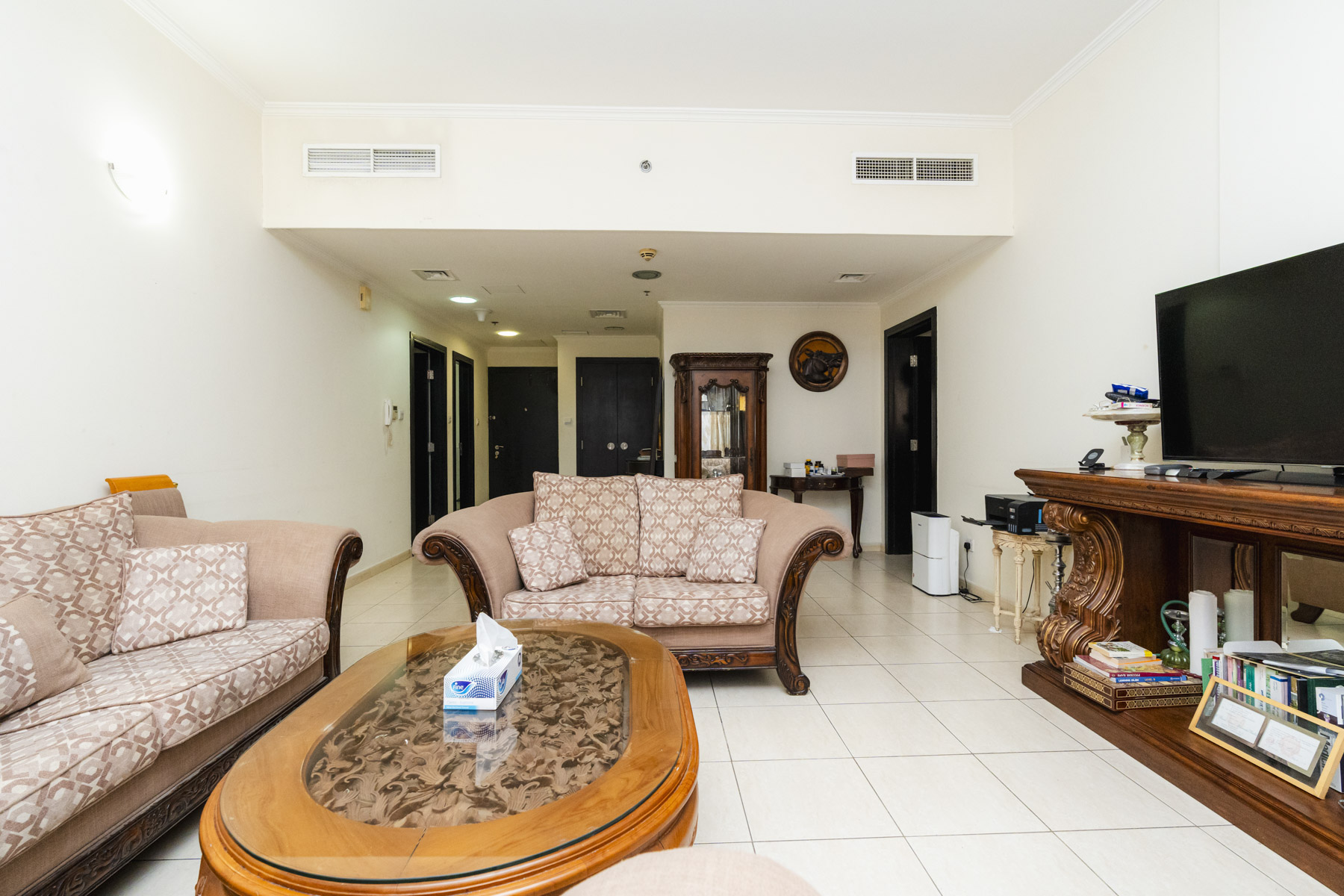 VOT | Upgradable | Maid | Walk to Circle Mall - Exclusive Links