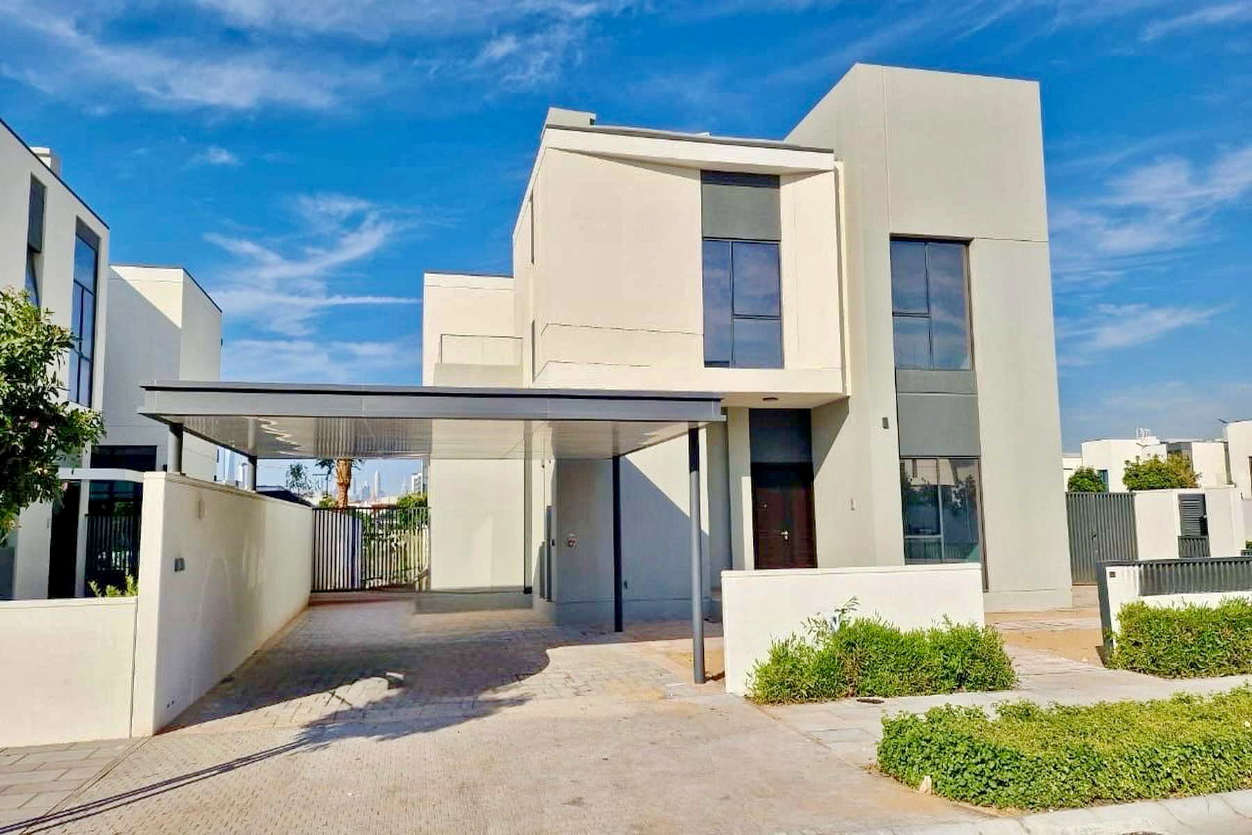 Internal Location | Big Plot | READY NOW - Exclusive Links