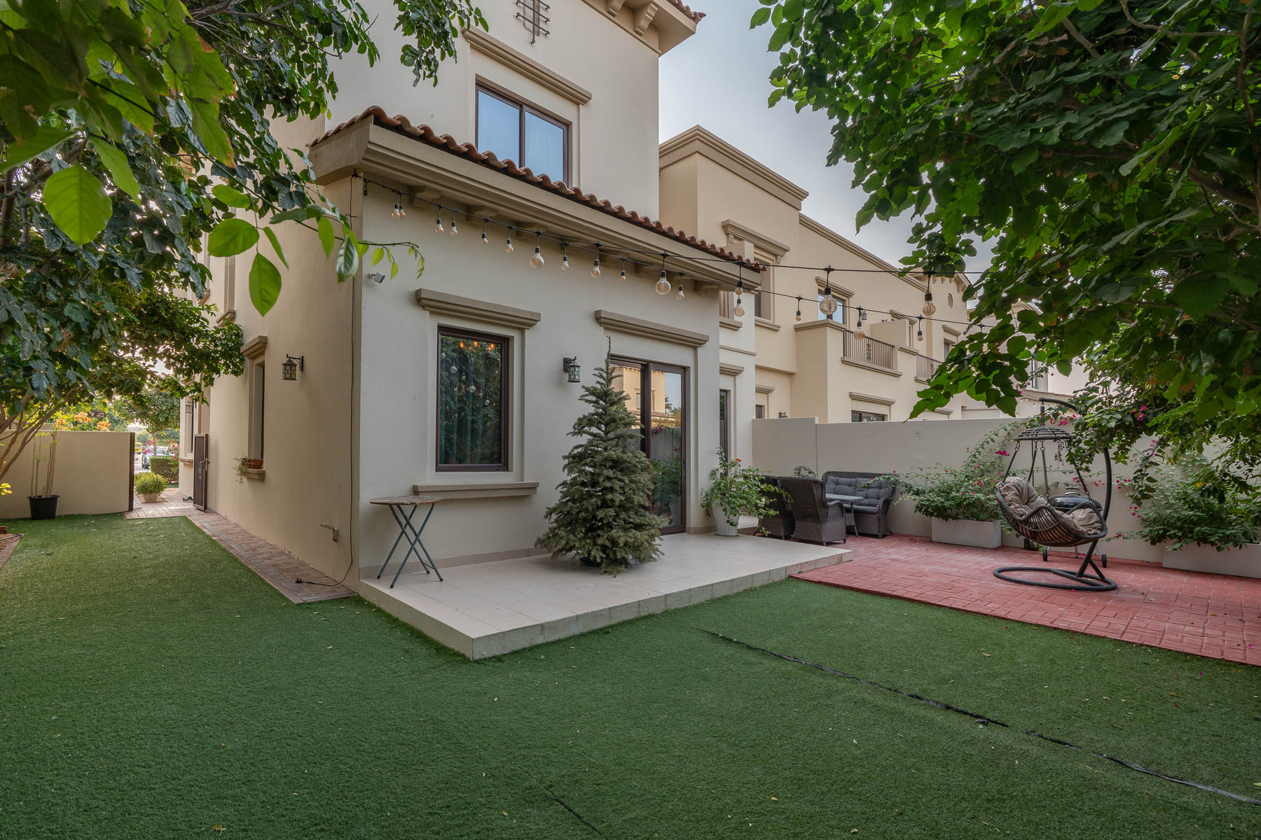 Type 1E | Light Wood | Backing into Green Alley - Exclusive Links