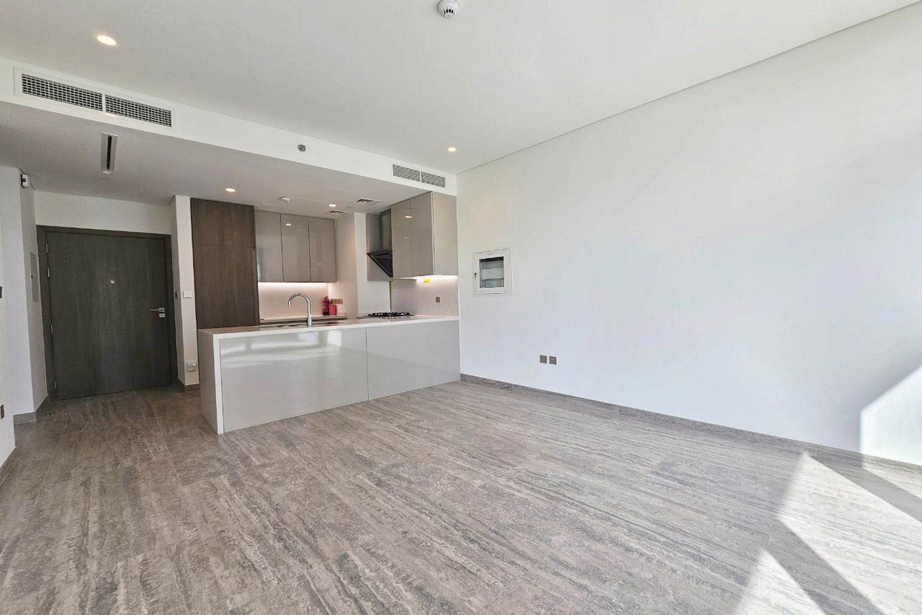 Elegant | Brand New | Bright | Vacant - Exclusive Links