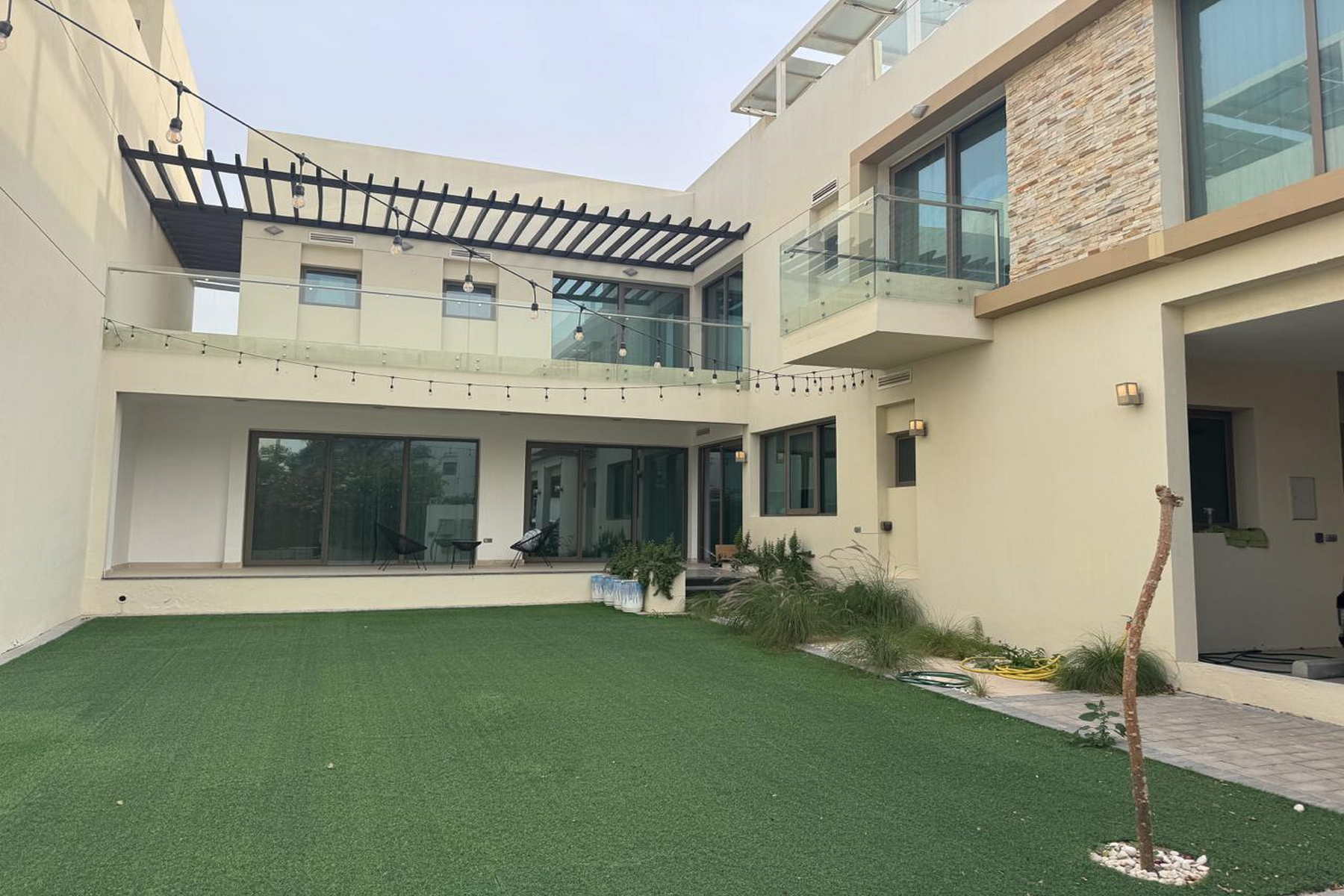 Garden Villa | Available 1st of July | 4 BR - Exclusive Links