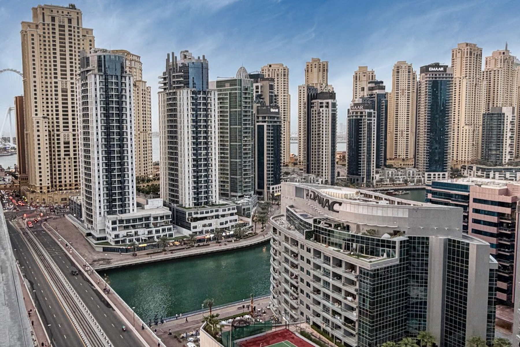 Spacious | Newly Renovated | Ideal Location - Exclusive Links