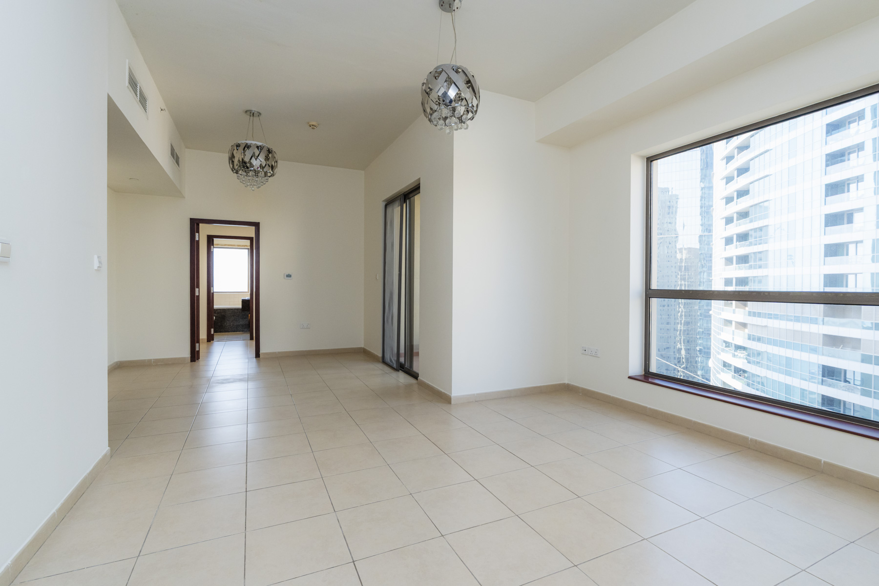 Vacant Now | Sea Views | Motivated Seller - Exclusive Links