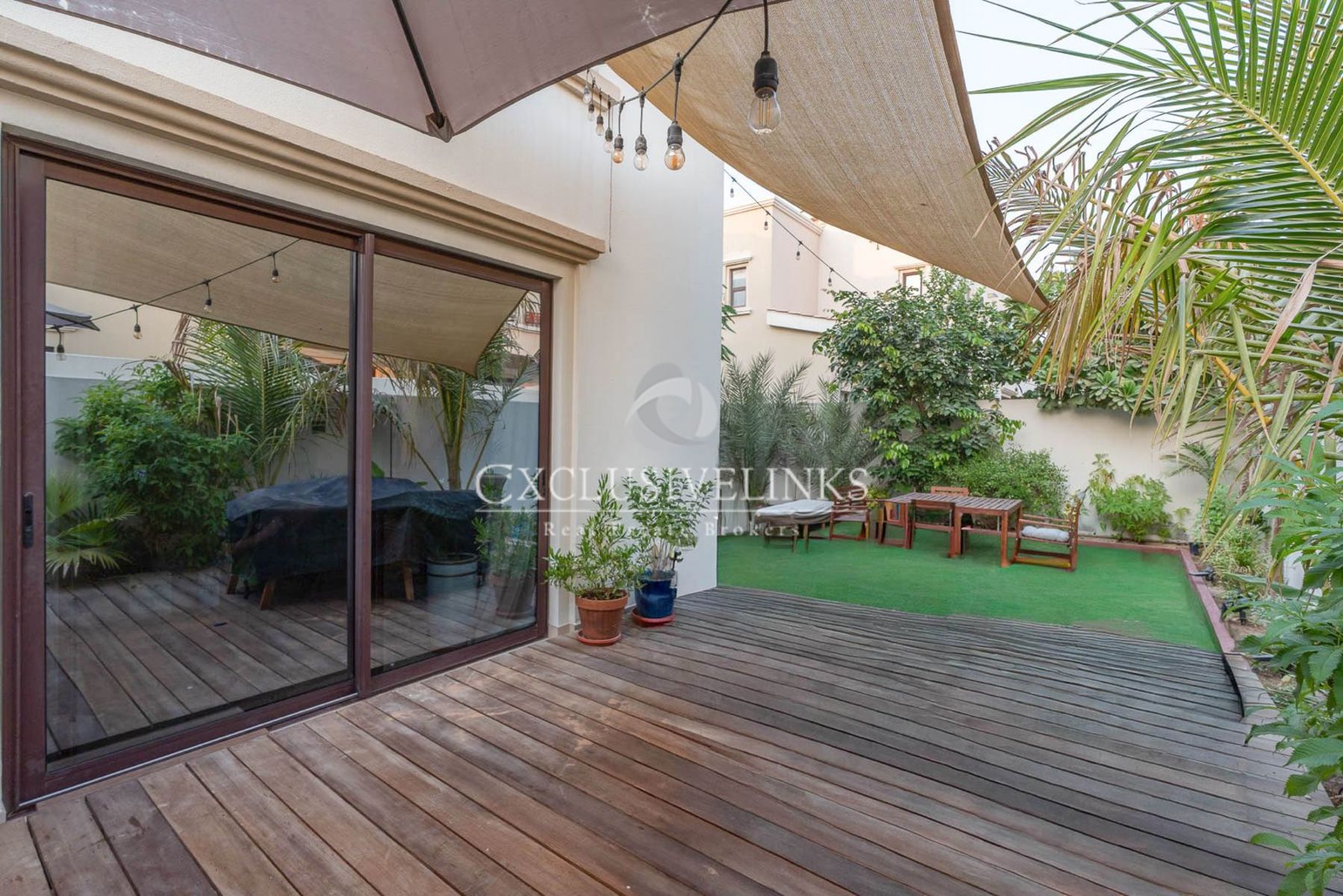 4 BR + Maid | Close to Pool | Corner Unit - Exclusive Links