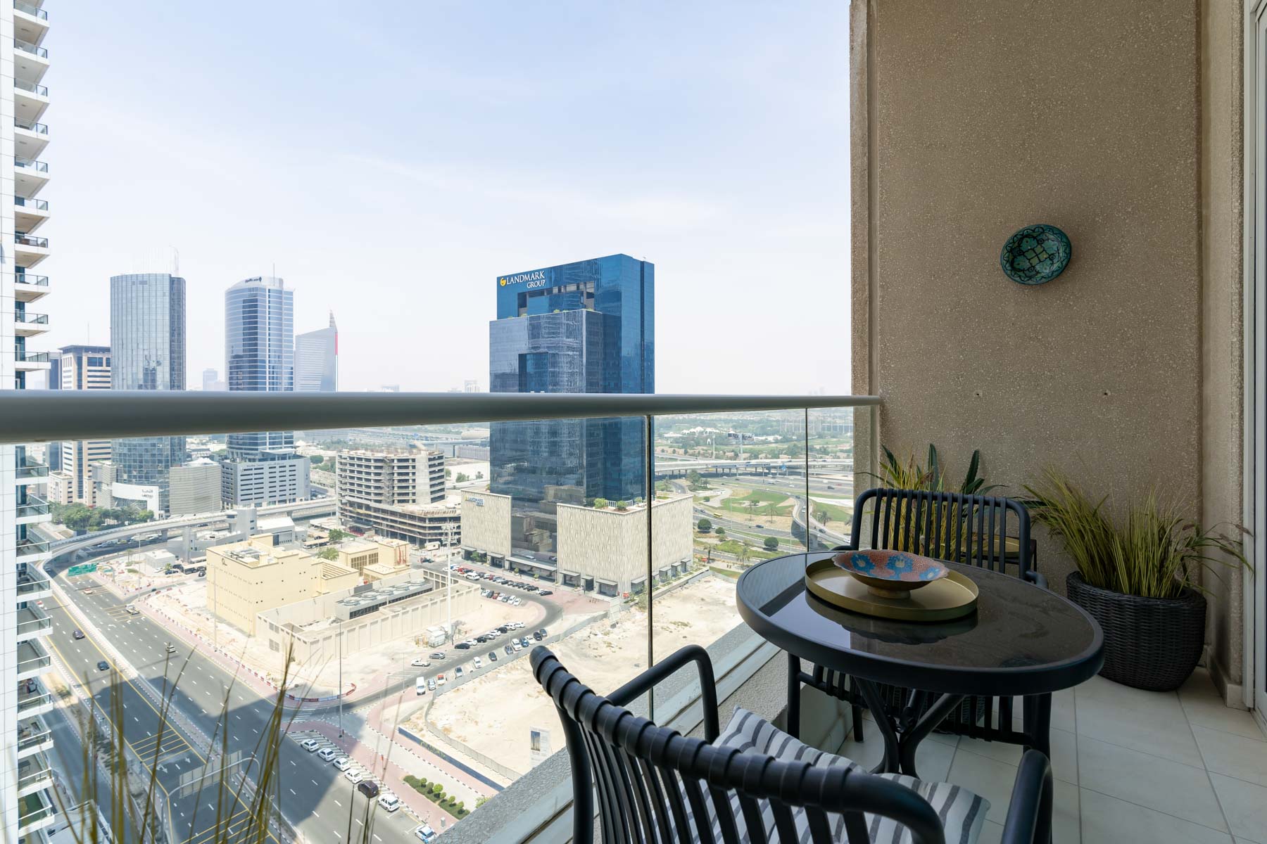 Chiller Free | Vacant March 1 | Prime Location - Exclusive Links