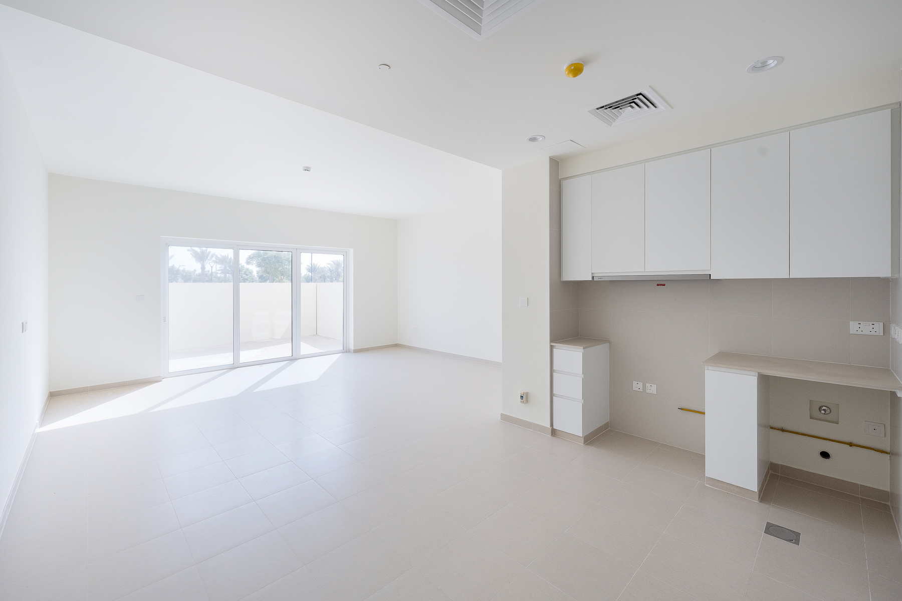 Vacant / Beautiful Garden / Spacious - Exclusive Links