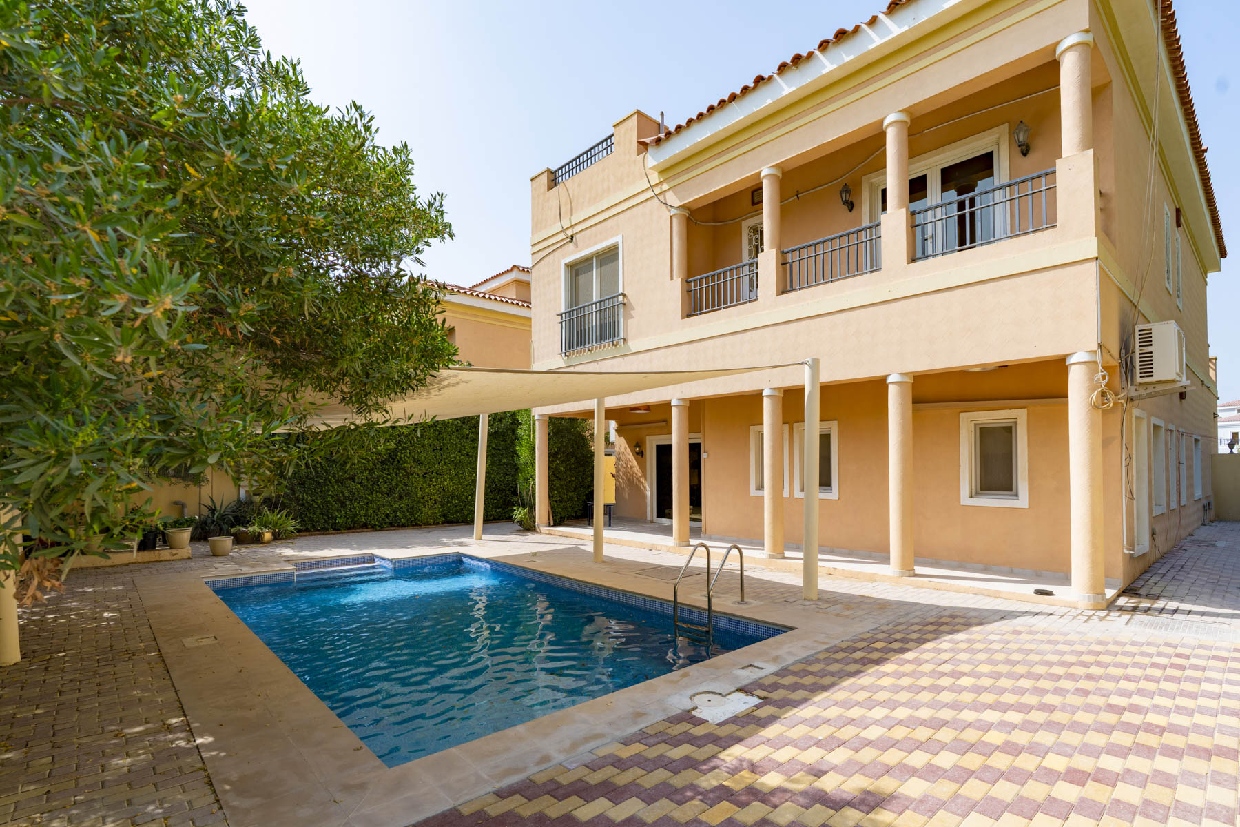 Vastu | Corner Plot | Vacant Now - Exclusive Links