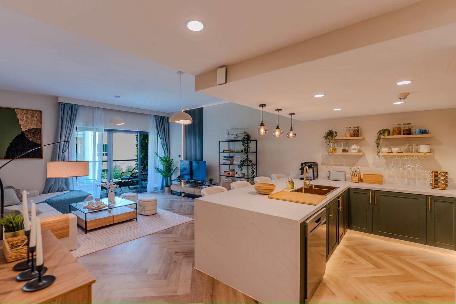 Lovely 1 BR | Fully Renovated | VOT - Exclusive Links