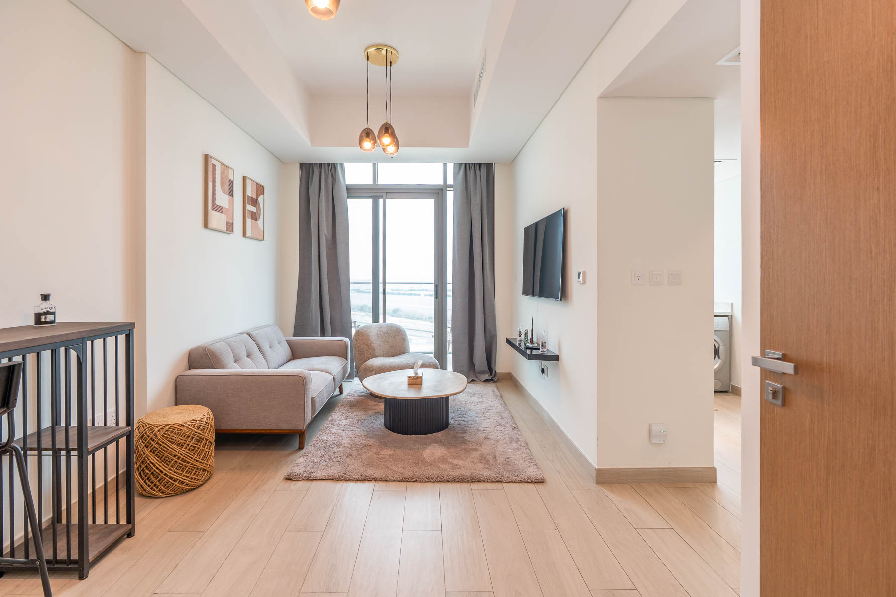 Vacant | Furnished | Creek Views - Exclusive Links