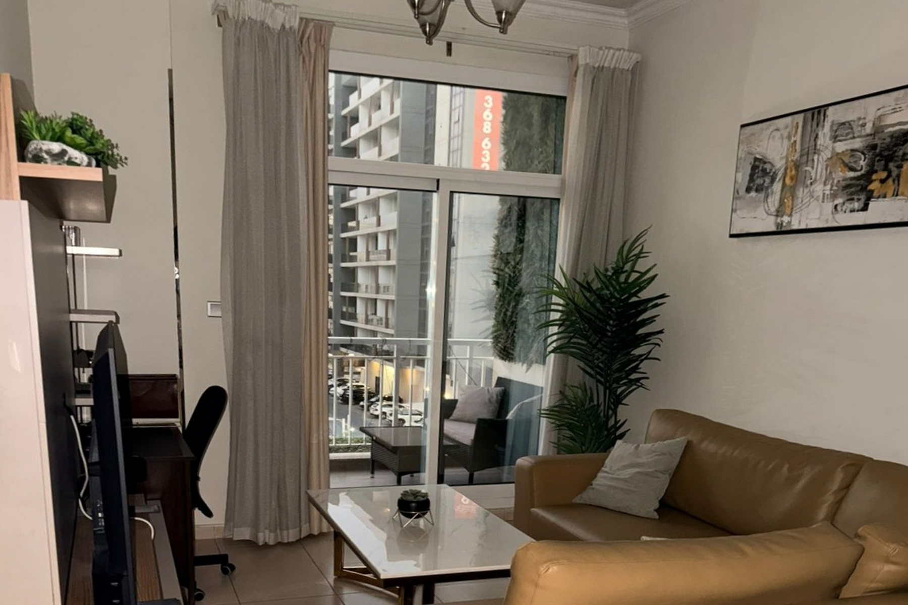 Spacious 1 BR | Great Location | Available Now - Exclusive Links