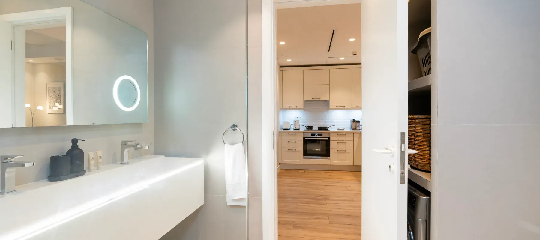 Azure, Dubai Marina, Dubai - Exclusive Links