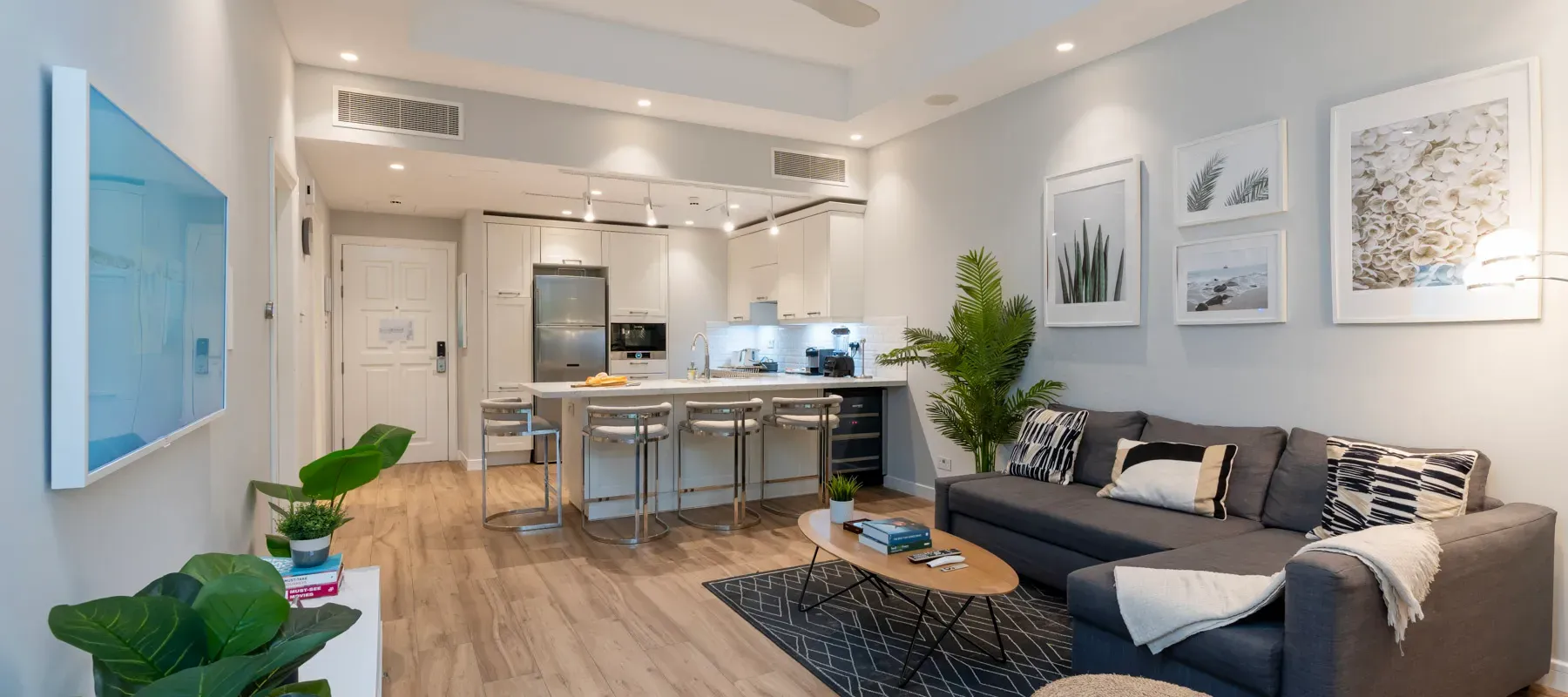 Azure, Dubai Marina, Dubai - Exclusive Links